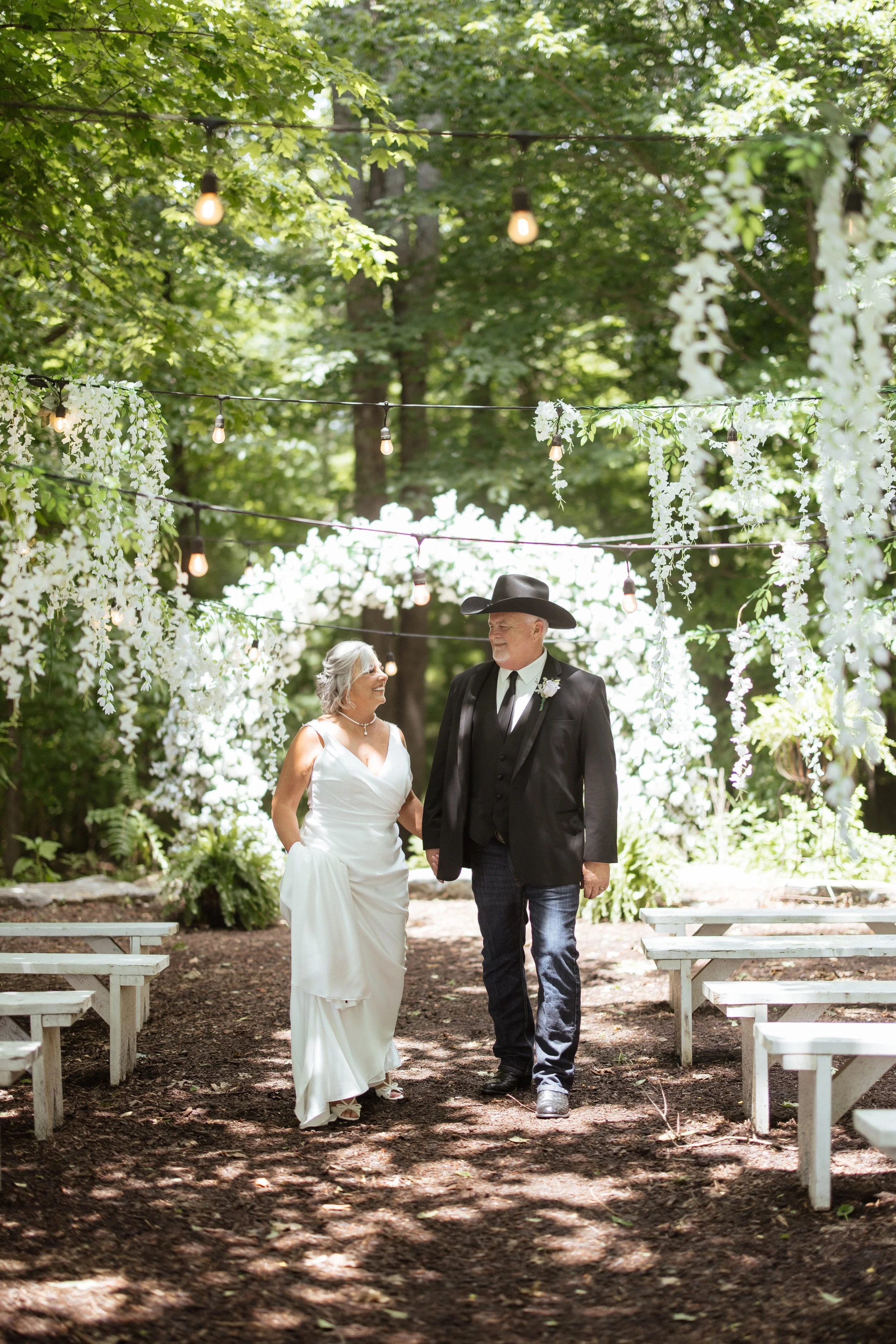 Nashville_Chapel_Elopement_The_Effortless_Wedding (19).jpg