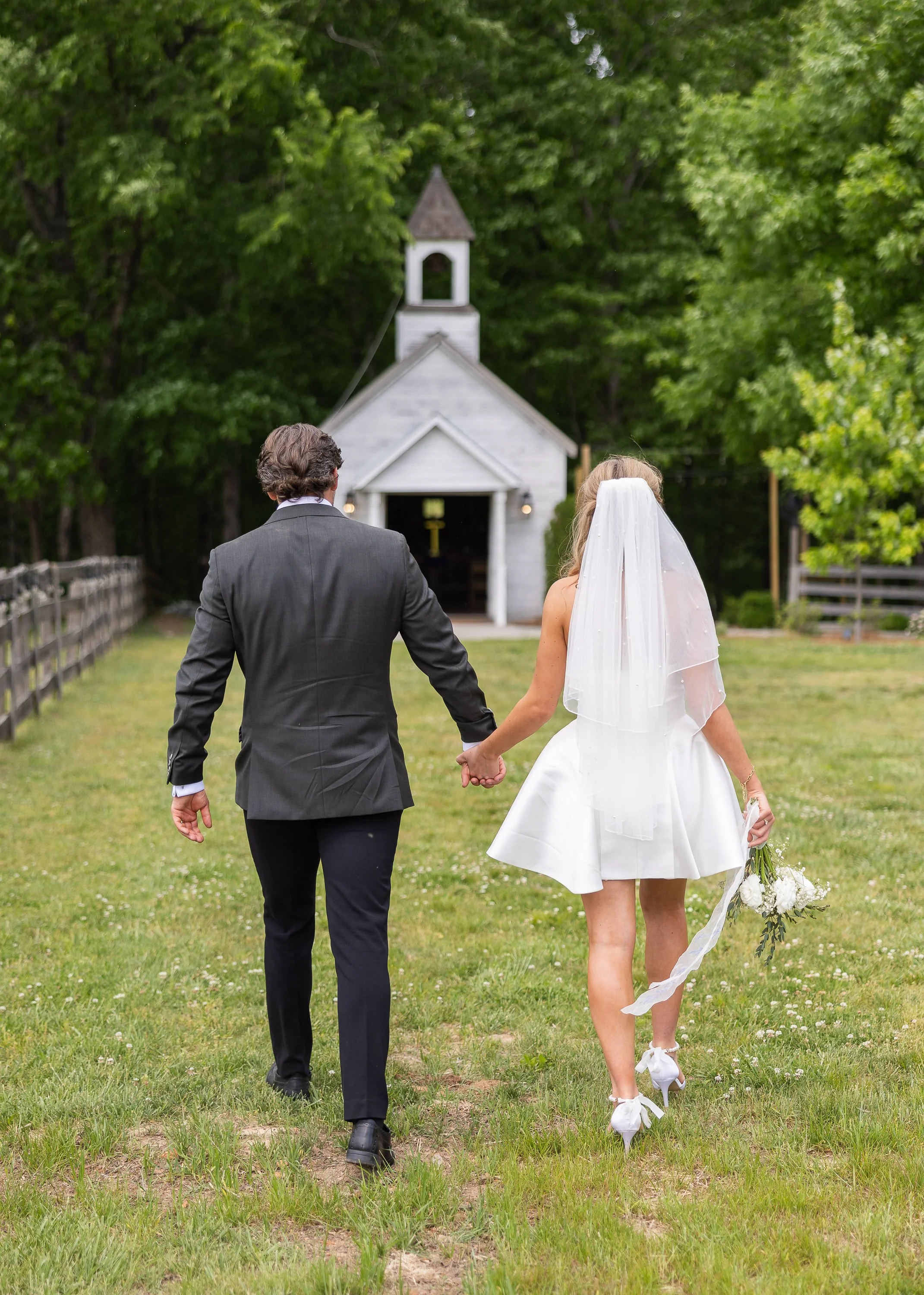 Nashville-Chapel-Elopement-The-Effortless-Wedding (47).jpg