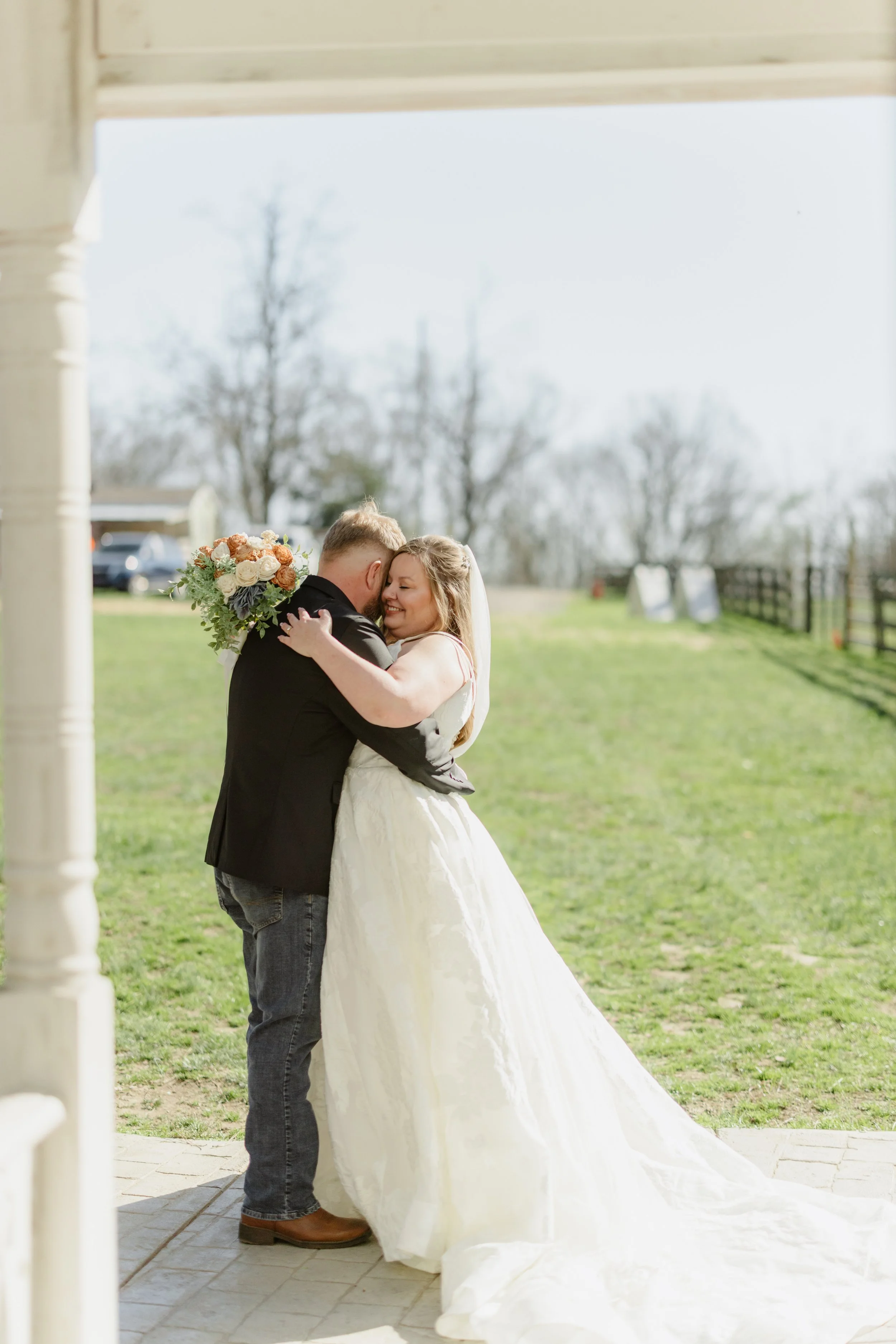 Nashville-Chapel-Elopement-The-Effortless-Wedding (30).jpg