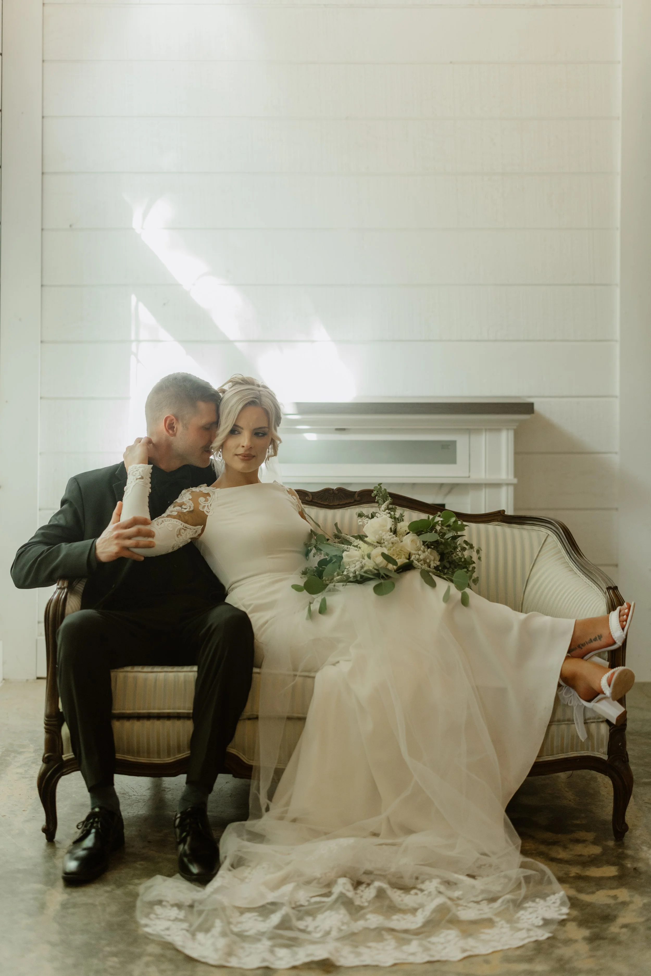 Nashville-chapel-Elopement-The-Effortless-Wedding (33).jpg