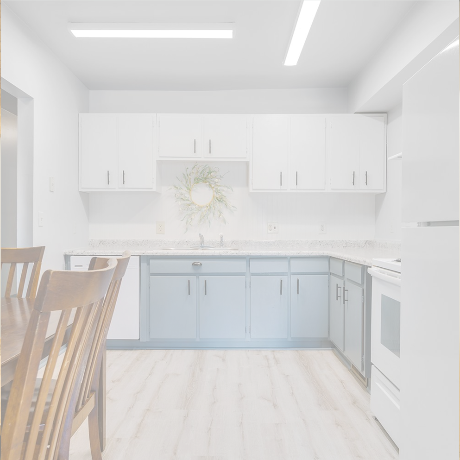 8 Baltimore Street, Lead