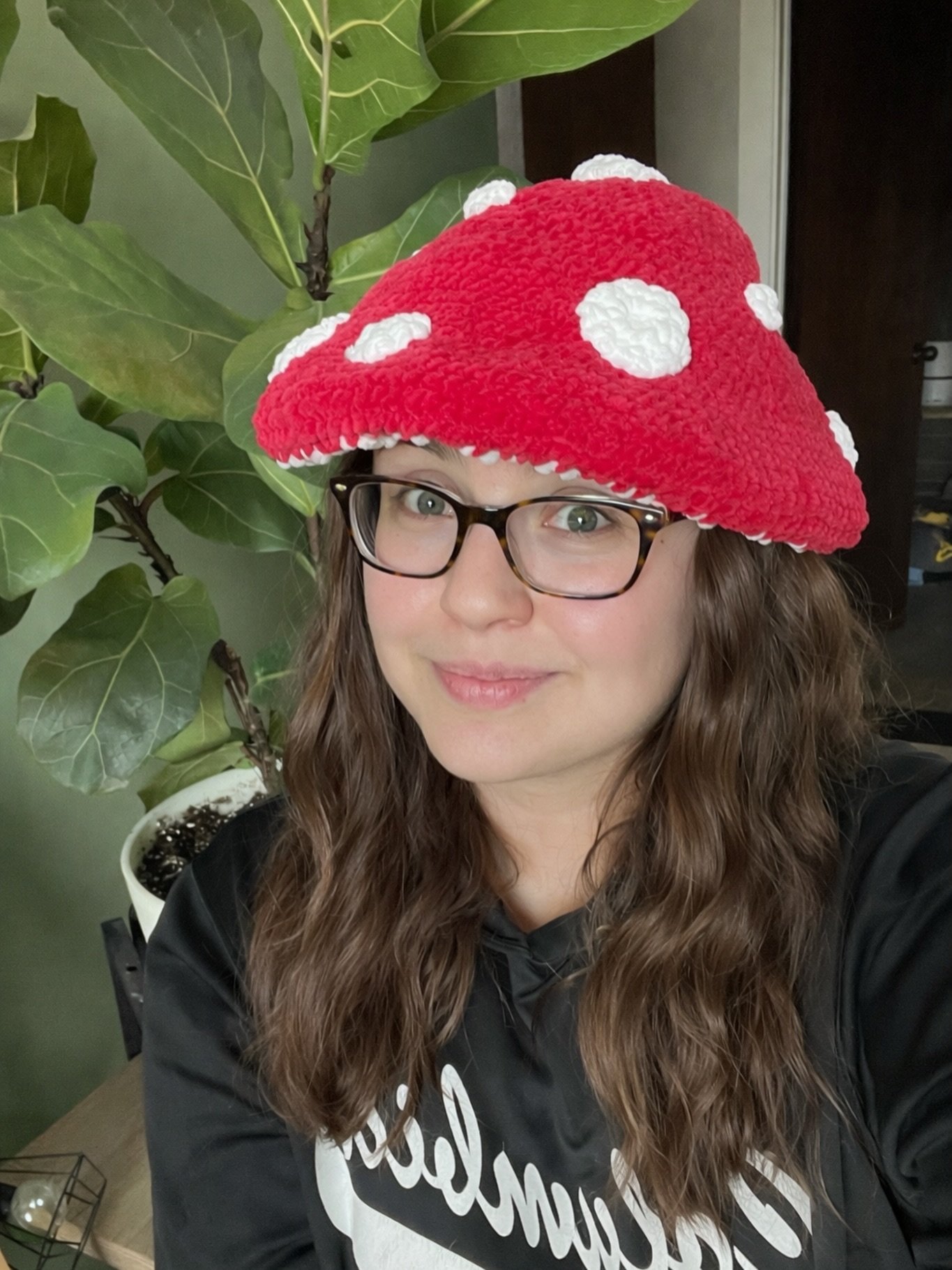 Normally I&rsquo;m not this goofy, but can you guess what I&rsquo;m making?

Hint: It&rsquo;s not a hat. 

Stay tuned!
#crochetartist #handmadebusiness #smallbusiness