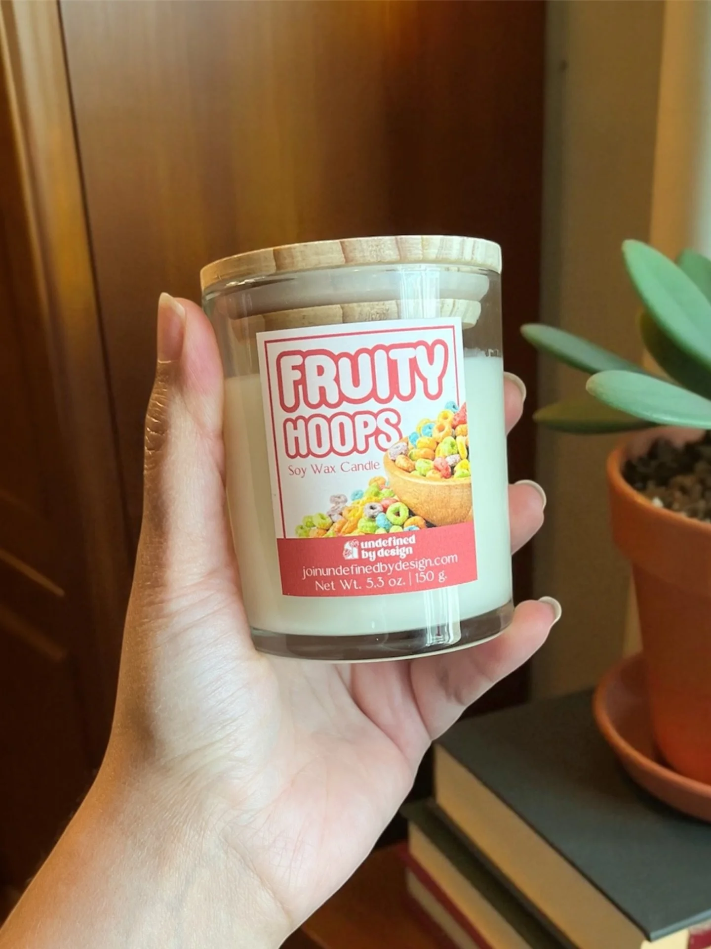 Fruity hoops has been my best seller!

It smells just like your favorite childhood cereal, and people can&rsquo;t believe it.

Going to markets with it is so much fun!

#candlemakersofinstagram #candleloversofinstagram #handmadecandles #candlemaker