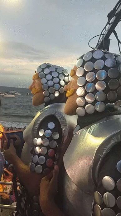 53e3dd9f-65ba-44a1-a5c2-491c5abd6f95.gif