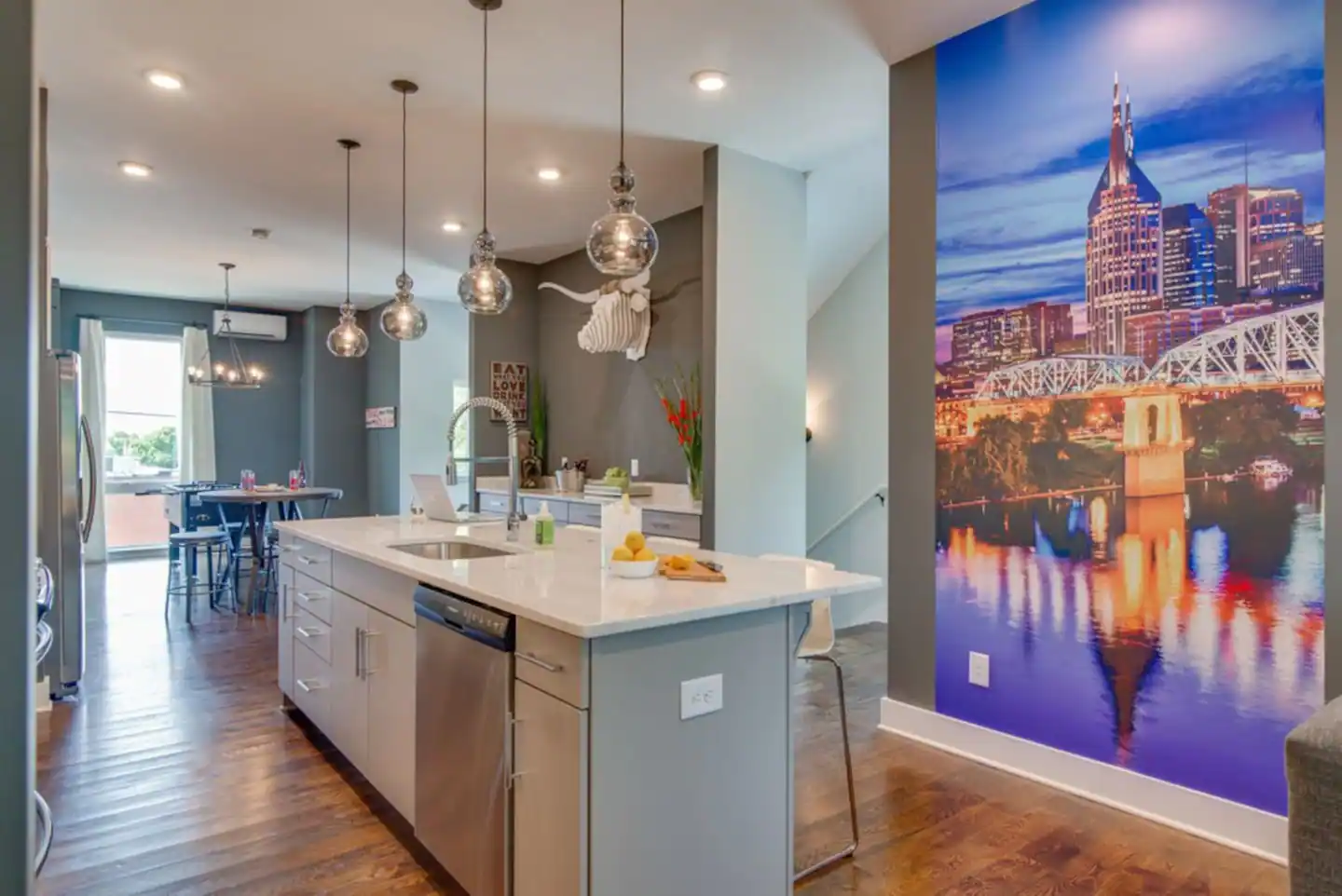 Dolly Parton Themed Airbnb and VRBO Rentals — SEE, SEEK, SLEEP