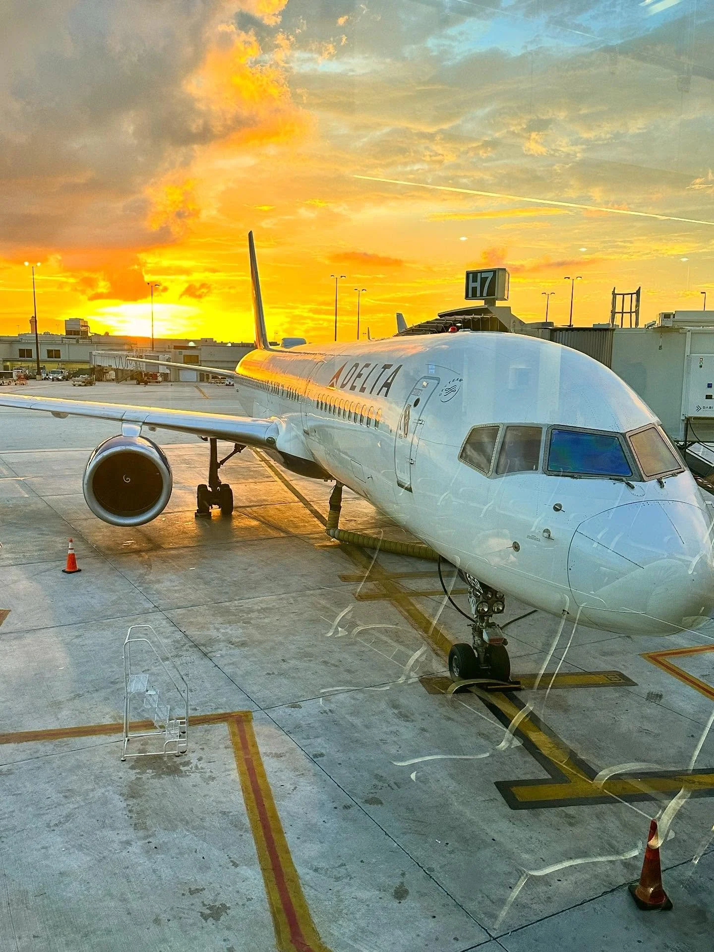 Does anything beat waking up to a beautiful sunrise, and a flight?!