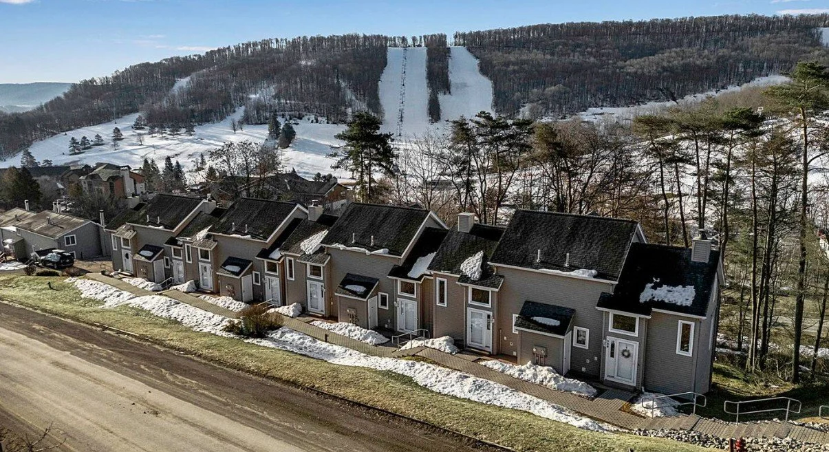 With INCREDIBLE VIEWS OF THE SLOPES and a FREE shuttle ready to get you there, this townhouse is PERFECT for your next trip to New York's Ski Country! 

Ellicottville, New York. 3 Bedrooms, 2 Bathrooms, Sleeps 9. 

Experience ultimate convenience and