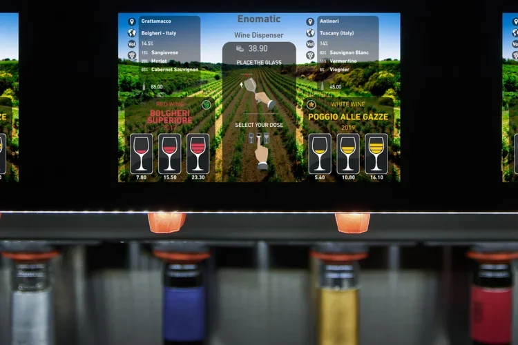 How Restaurants Can Increase Average Check Size Using Wine Technology