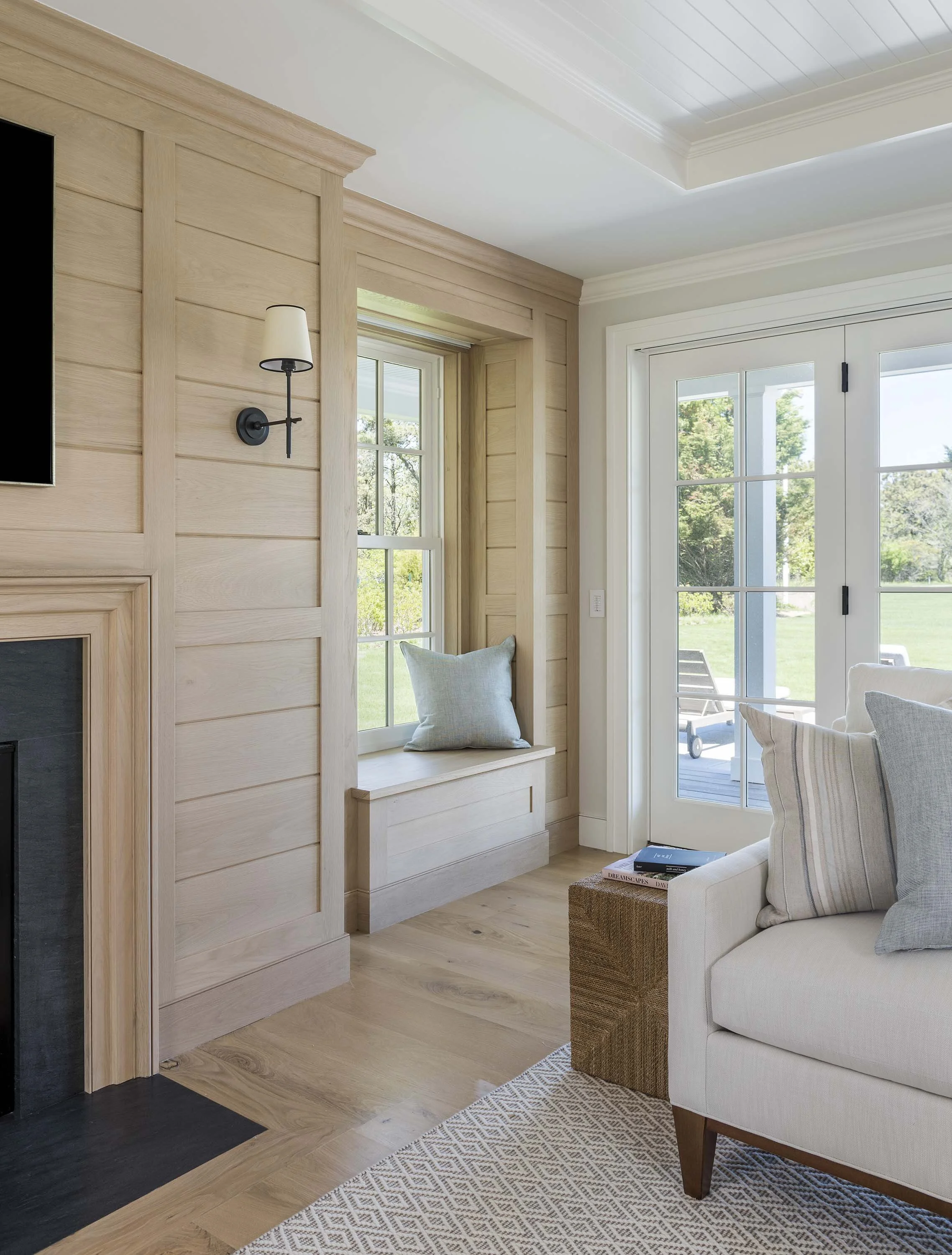 Nantucket Architect Mellowes and Paladino Nantucket Family Retreat West.19.jpg