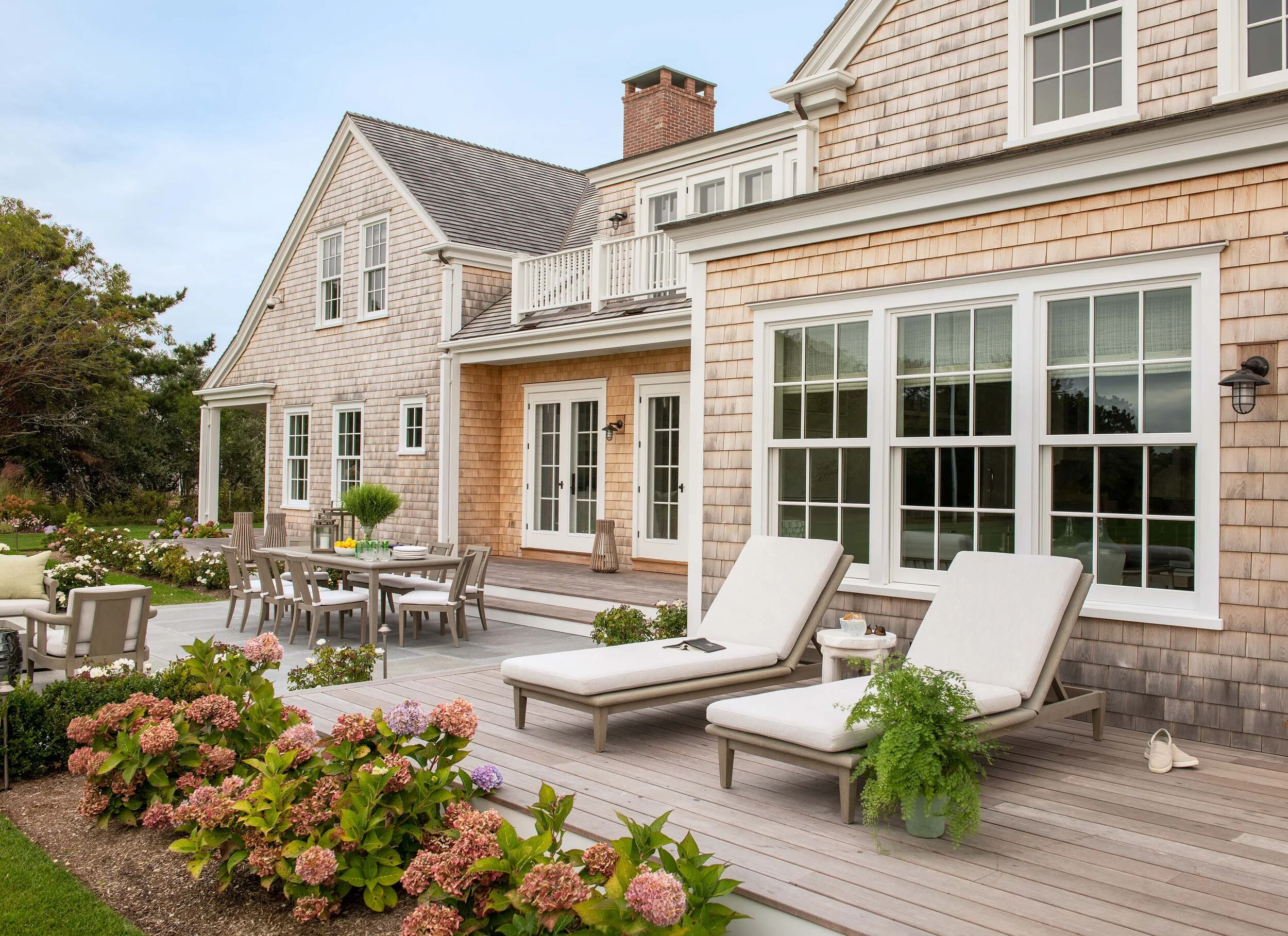 Nantucket Family Retreat East Coastal — Mellowes and Paladino