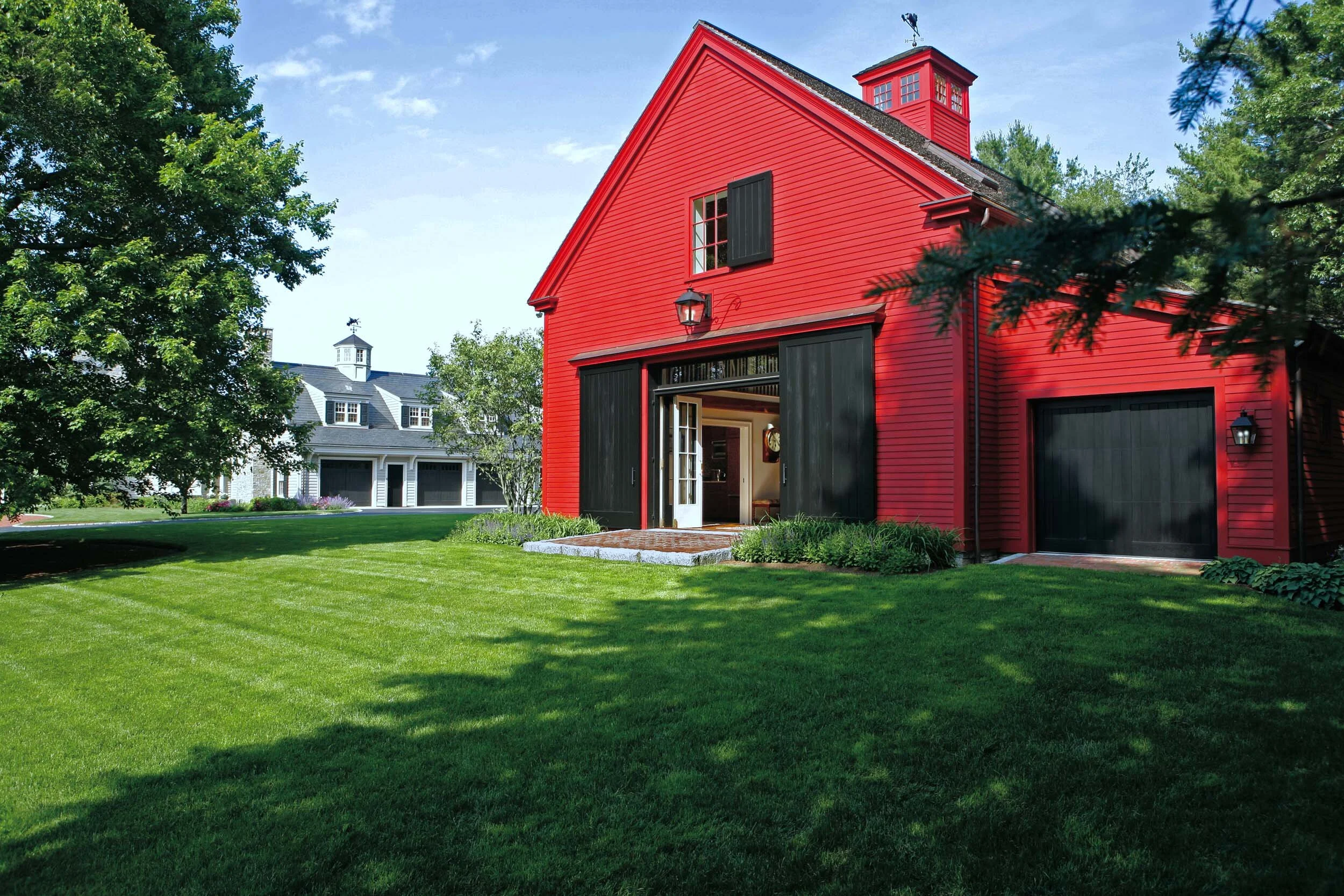 NEW Town-Wayland-Estate-Mellowes-Paladino-Exterior-7.jpg