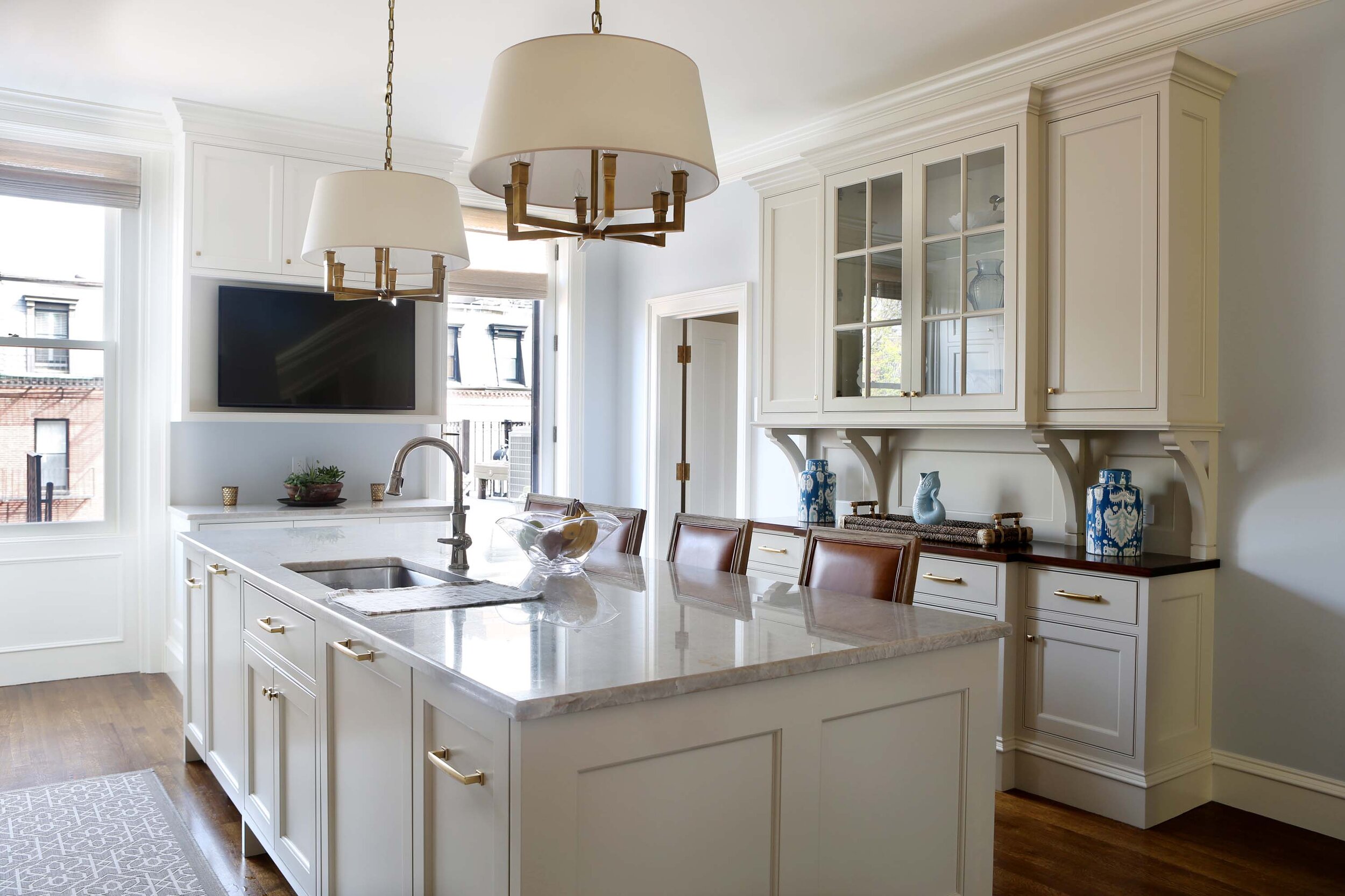 Boston Architect Light FIlled Back Bay Residence.02.jpg