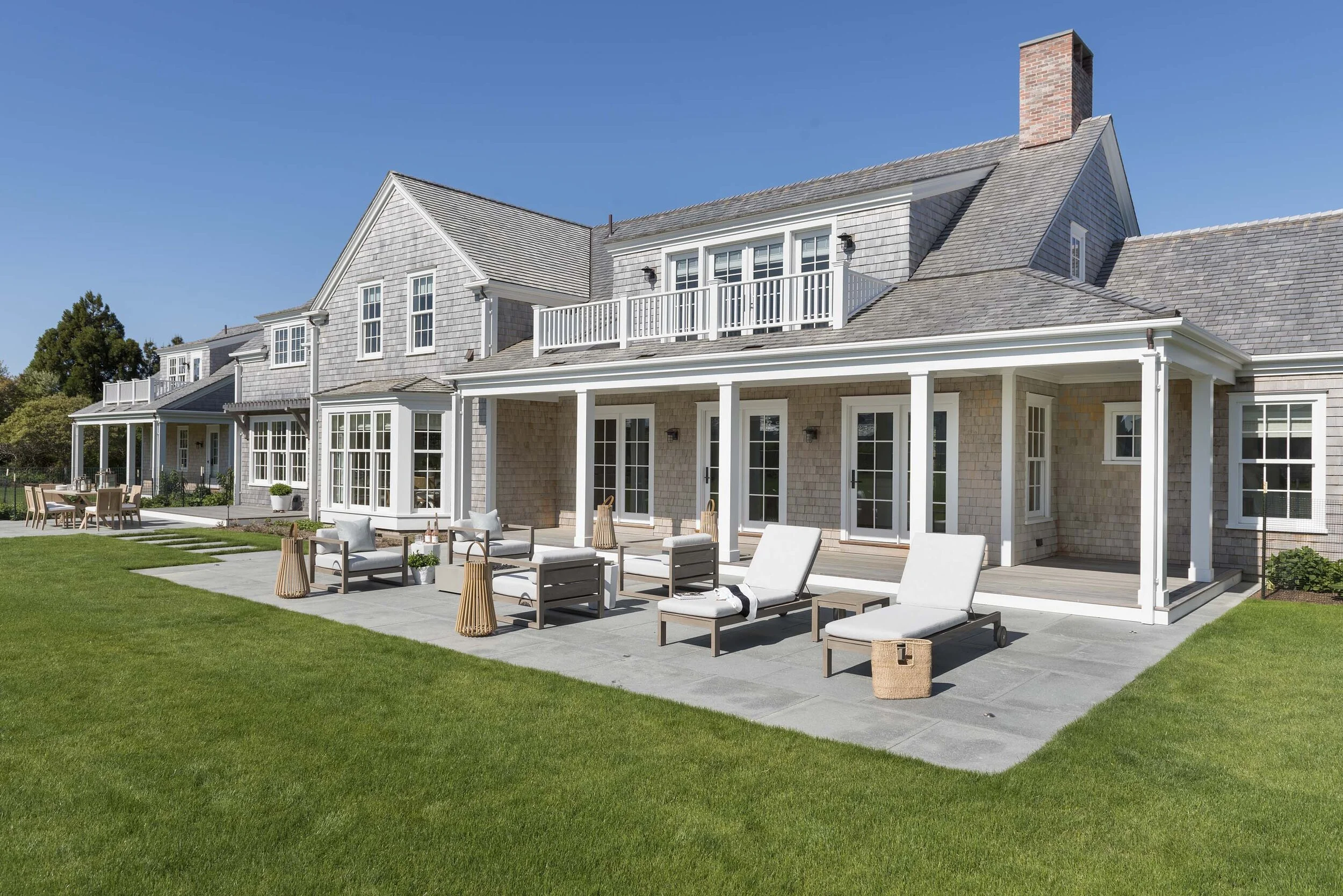 Nantucket Architect Mellowes and Paladino Nantucket Family Retreat West.02.jpg