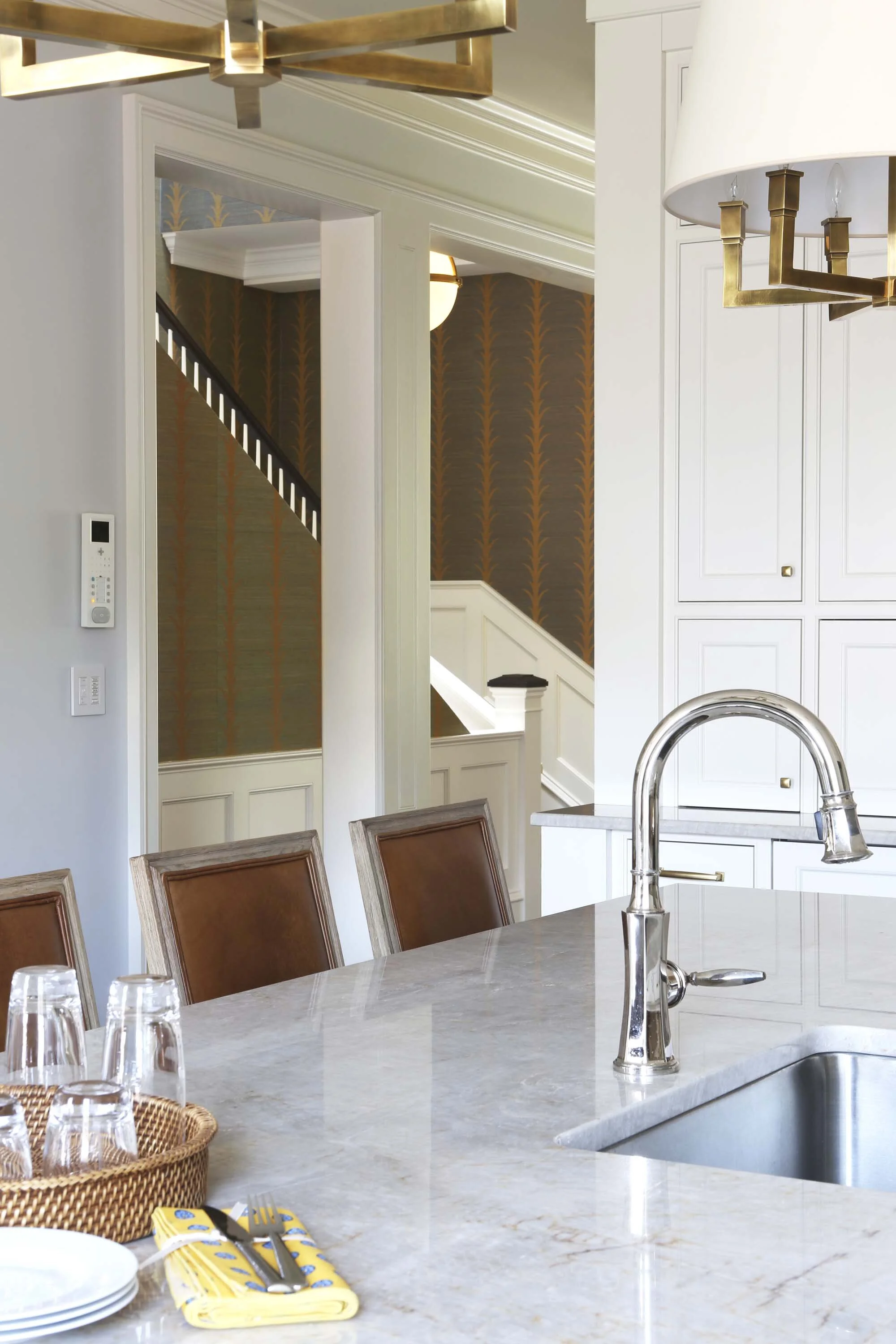 Boston Architect Light FIlled Back Bay Residence.04.jpg