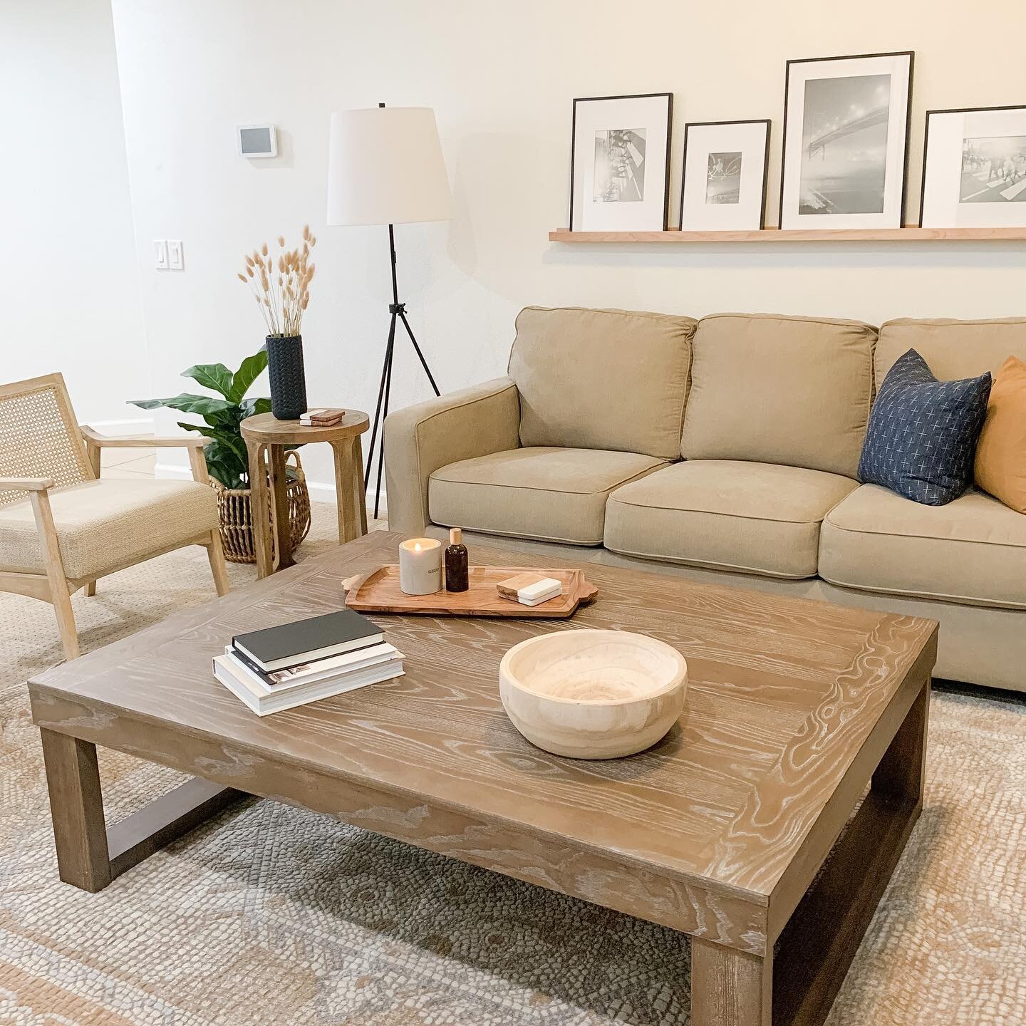 Project 24
Decor Install

Our clients needed to revive and refresh their formal living space. They started with bright white walls to accentuate the blue accent wall and those beautiful black frame windows. They wanted quality and comfort so we added