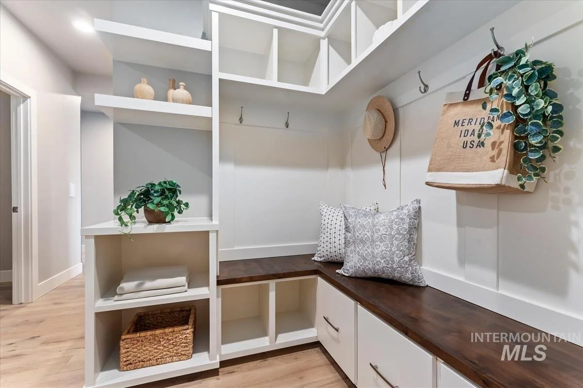 Mudroom 2.jpeg