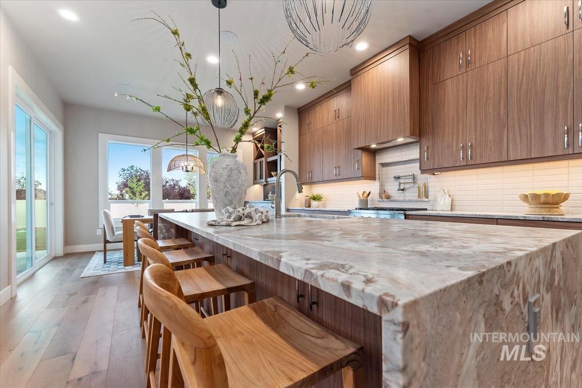 Kitchen Island.jpeg