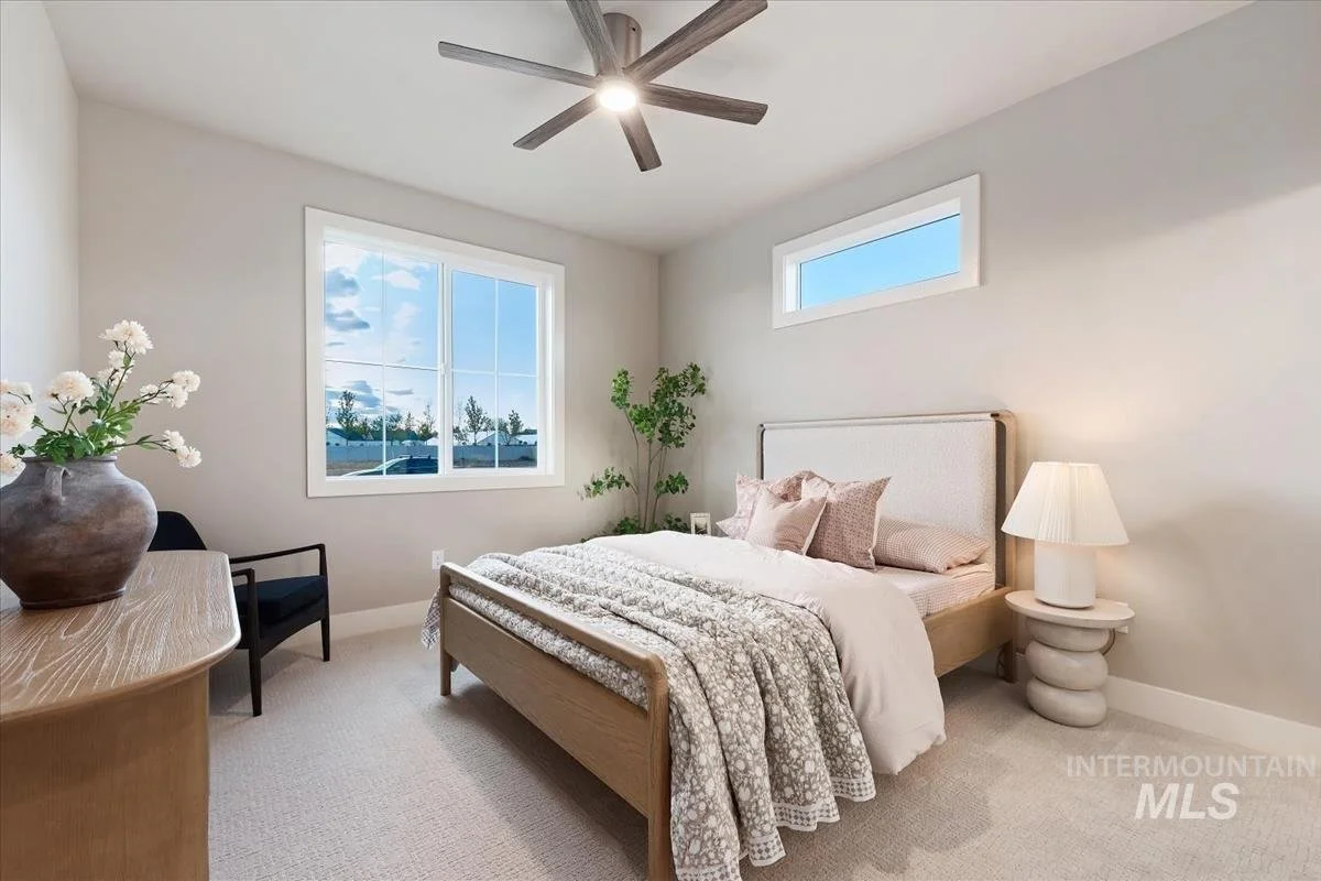 Guest Bedroom 1.jpeg