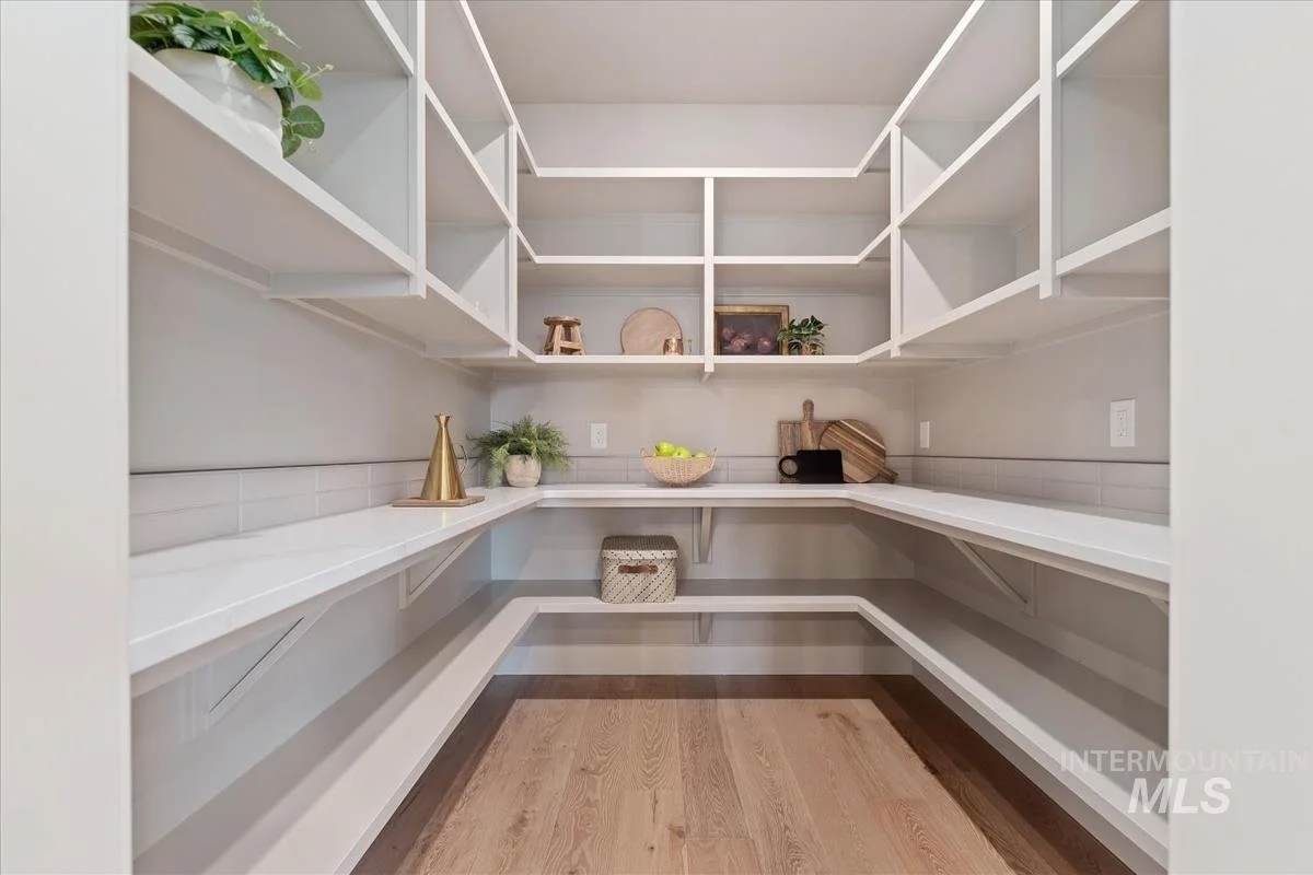 Pantry.jpeg