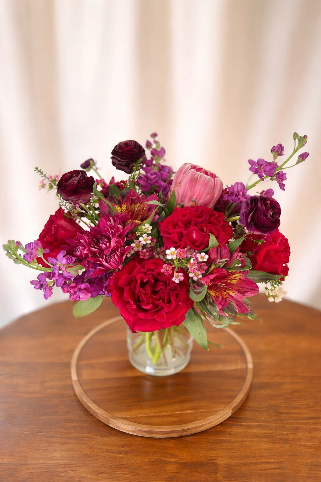 Romance, Vase Arrangement