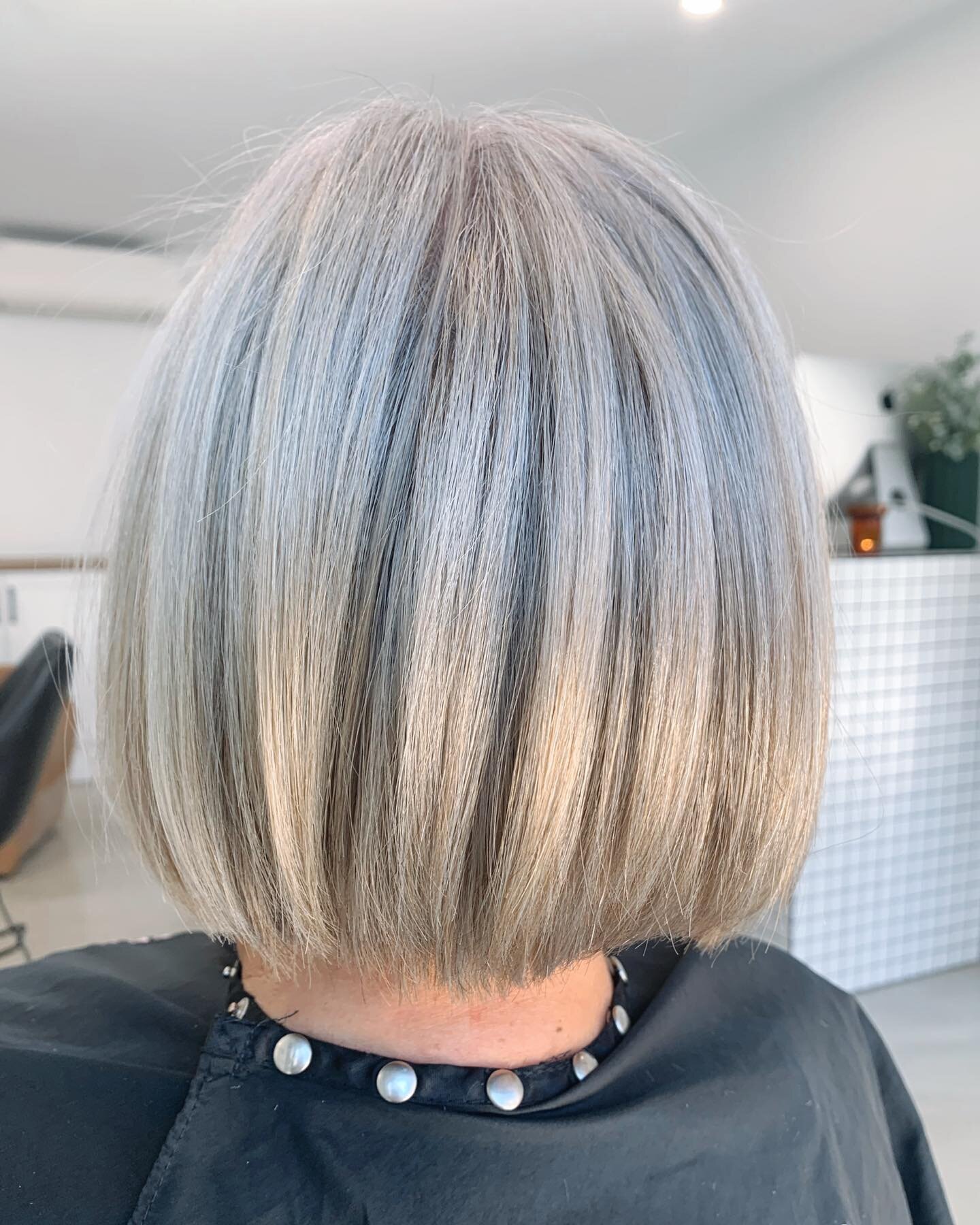 ❤️&zwj;🔥 Bringing in 2023 with another hair journey of getting back to my lovely clients natural grey.. been going lighter for a few months and should only have a couple more sessions to go! She has been so great with products at home and being pati