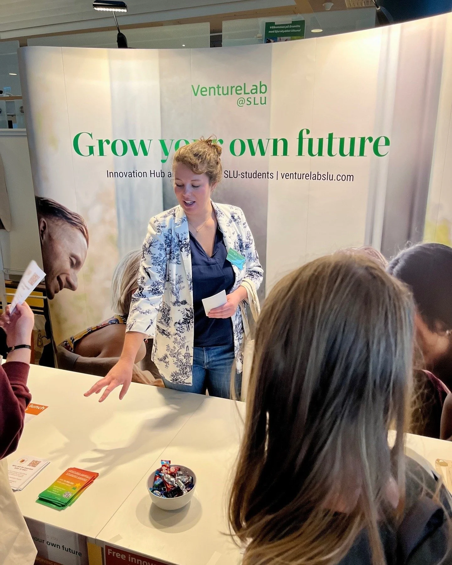 Over the past two weeks, VentureLab@SLU has been out meeting students at the career fairs in Ultuna &mdash; and we&rsquo;ve met over 450 SLU-students! 
For all of you with an idea &mdash; now&rsquo;s your chance!

Apply for the VentureLab@SLU Student