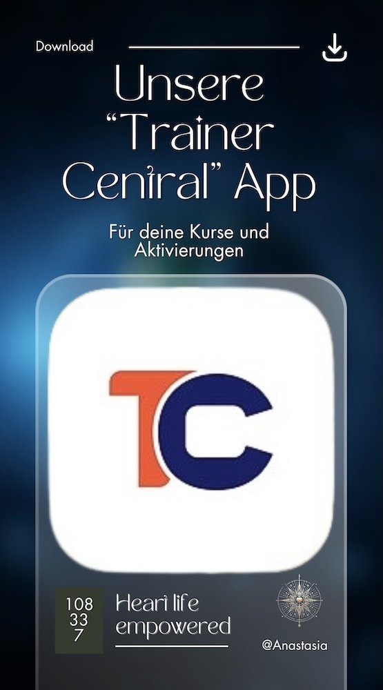 Werbung für die Anastasia Kaesbach Trainer Central App, mit einem großen App-Icon mit rotem und blauem Logo und Text in Deutsch und Englisch über Kurse, Aktivierungen und Empowerment.