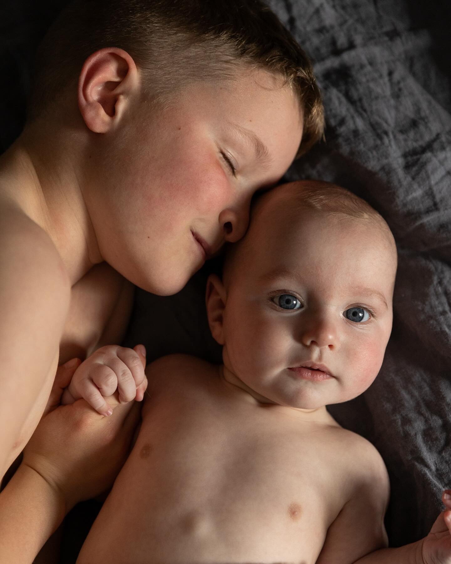 I&rsquo;ll be honest - this time around I haven&rsquo;t had my camera out a lot since Forrest has been born, but as I was packing my bag for my first shoot post maternity leave these two were being their sweet selves and I had to snap these photos.
D
