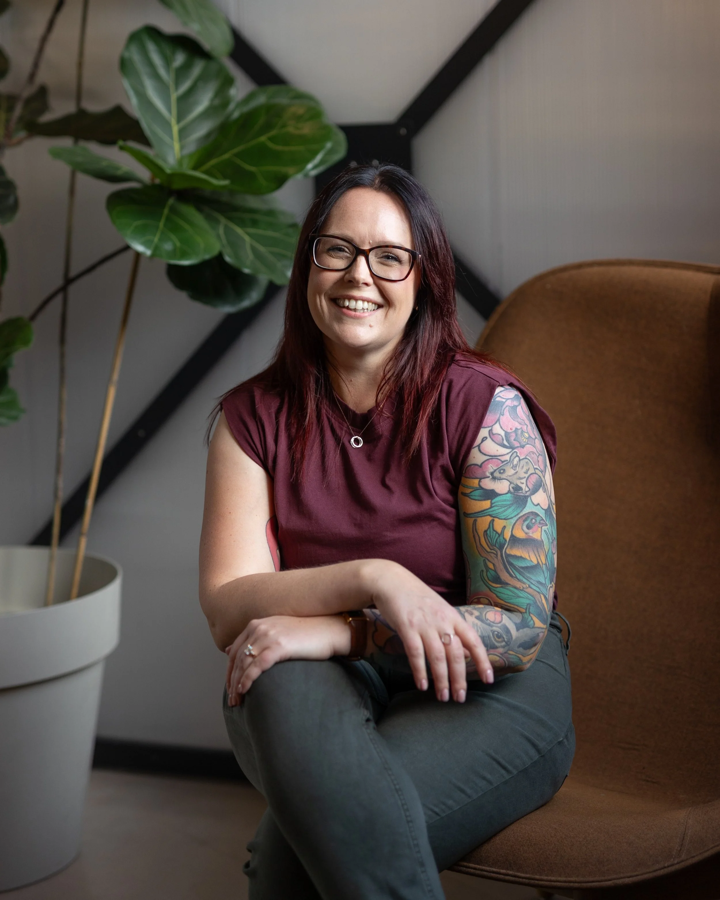 A love challenging the &lsquo;corporate&rsquo; stereotype.
Samira recently opened her finance business supporting construction workers in Somerset and wanted some photos that looked professional but also highlighted her warm and easygoing personality