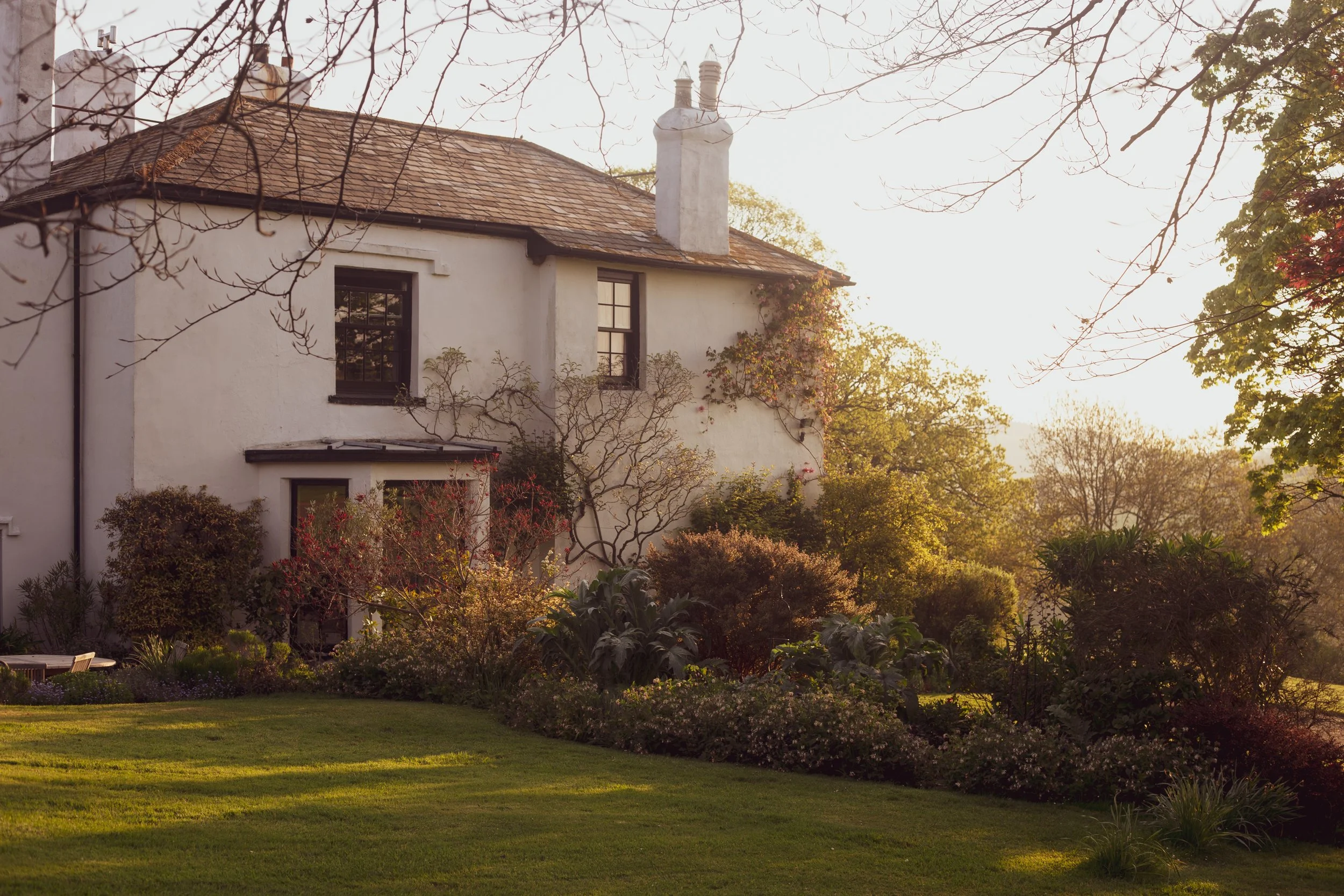 Glebe-House-Boutique-Hotel-in-Devon-Side-Garden.jpg