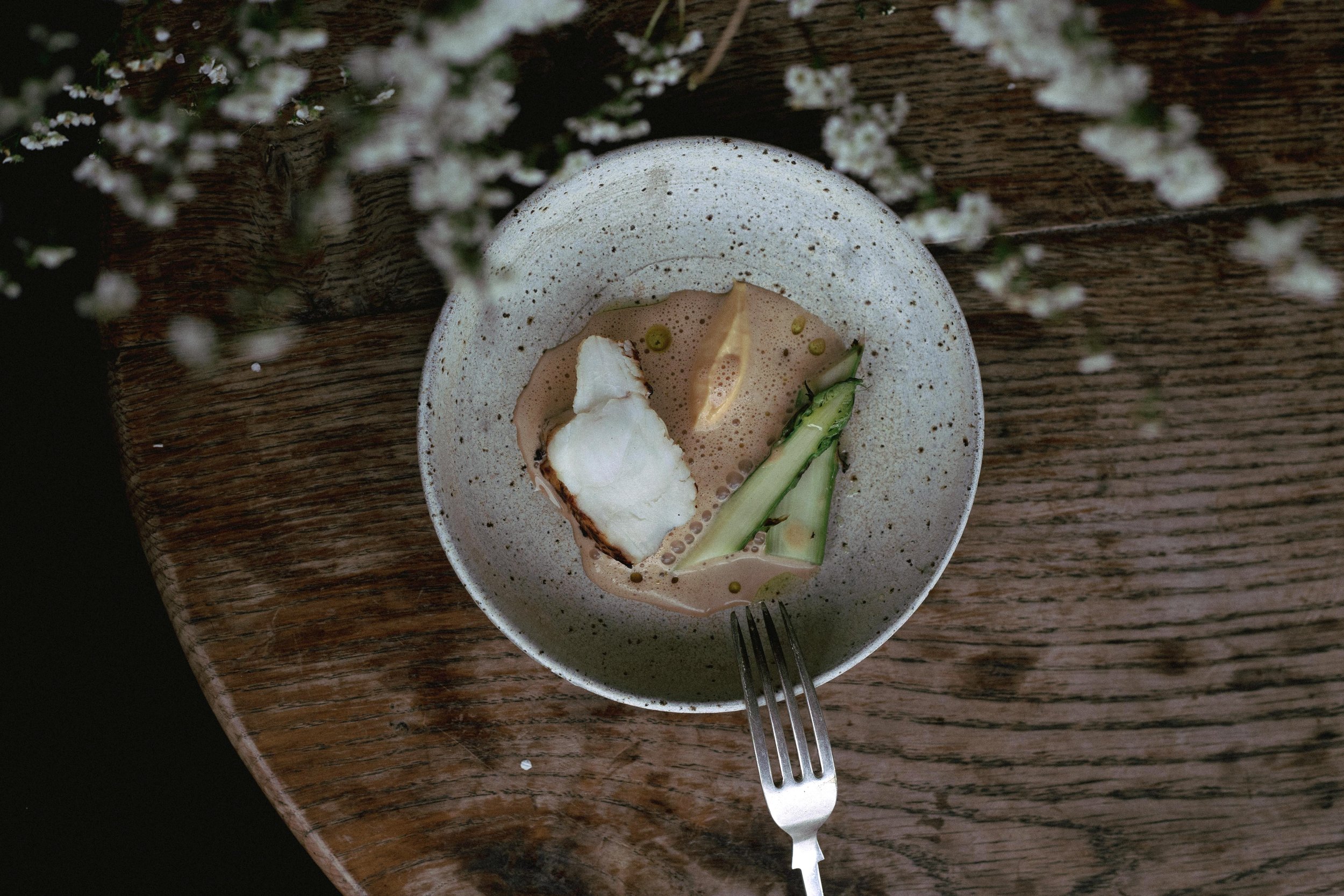 monkfish-crab-bisque-asparagus-in-glebe-house-restaurant.jpg