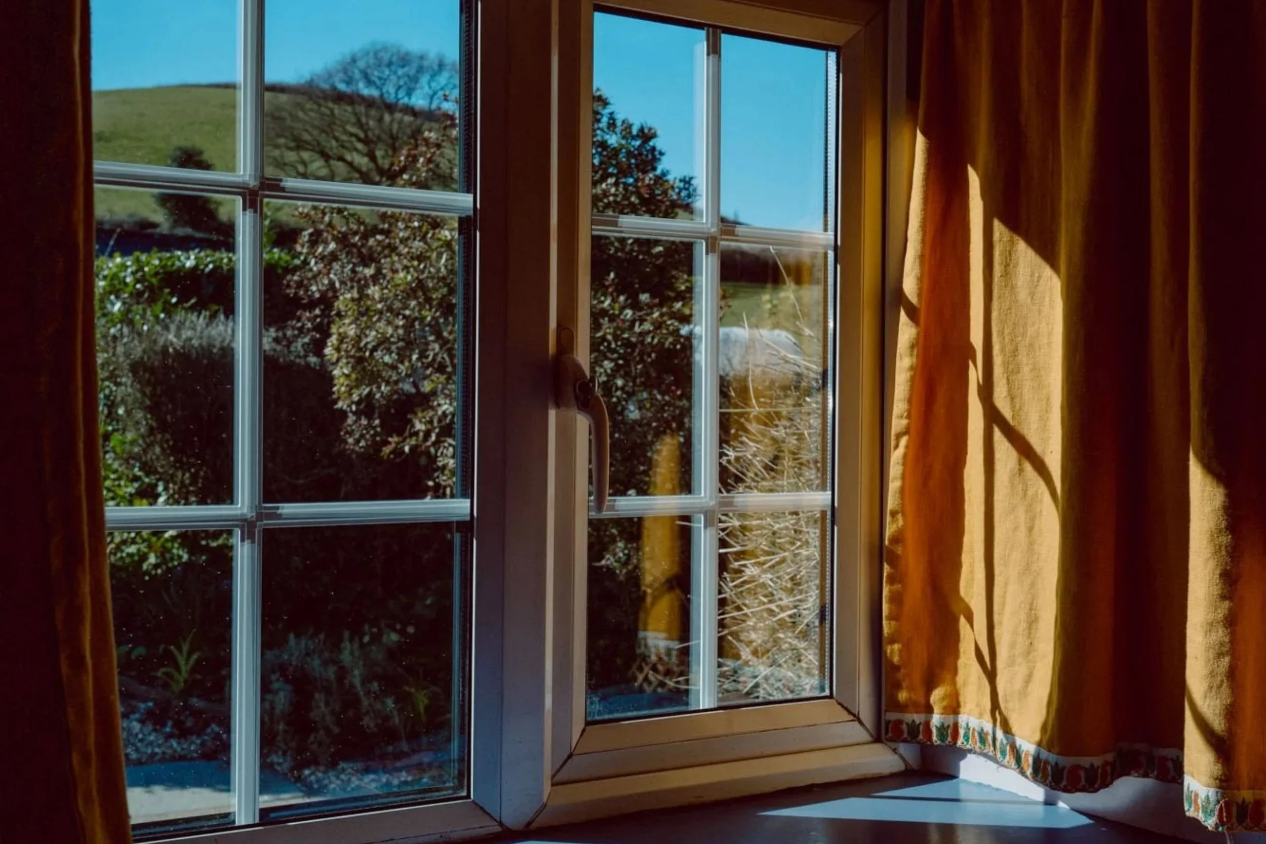 overlooking-best-bed-and-breakfast-in-devon-for-tourists.jpg