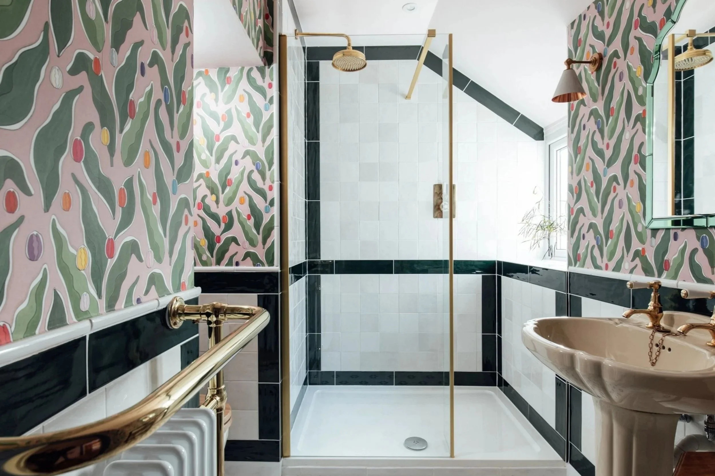 interior-of-best-bed-and-breakfast-bath-in-devon-for-couples.jpg