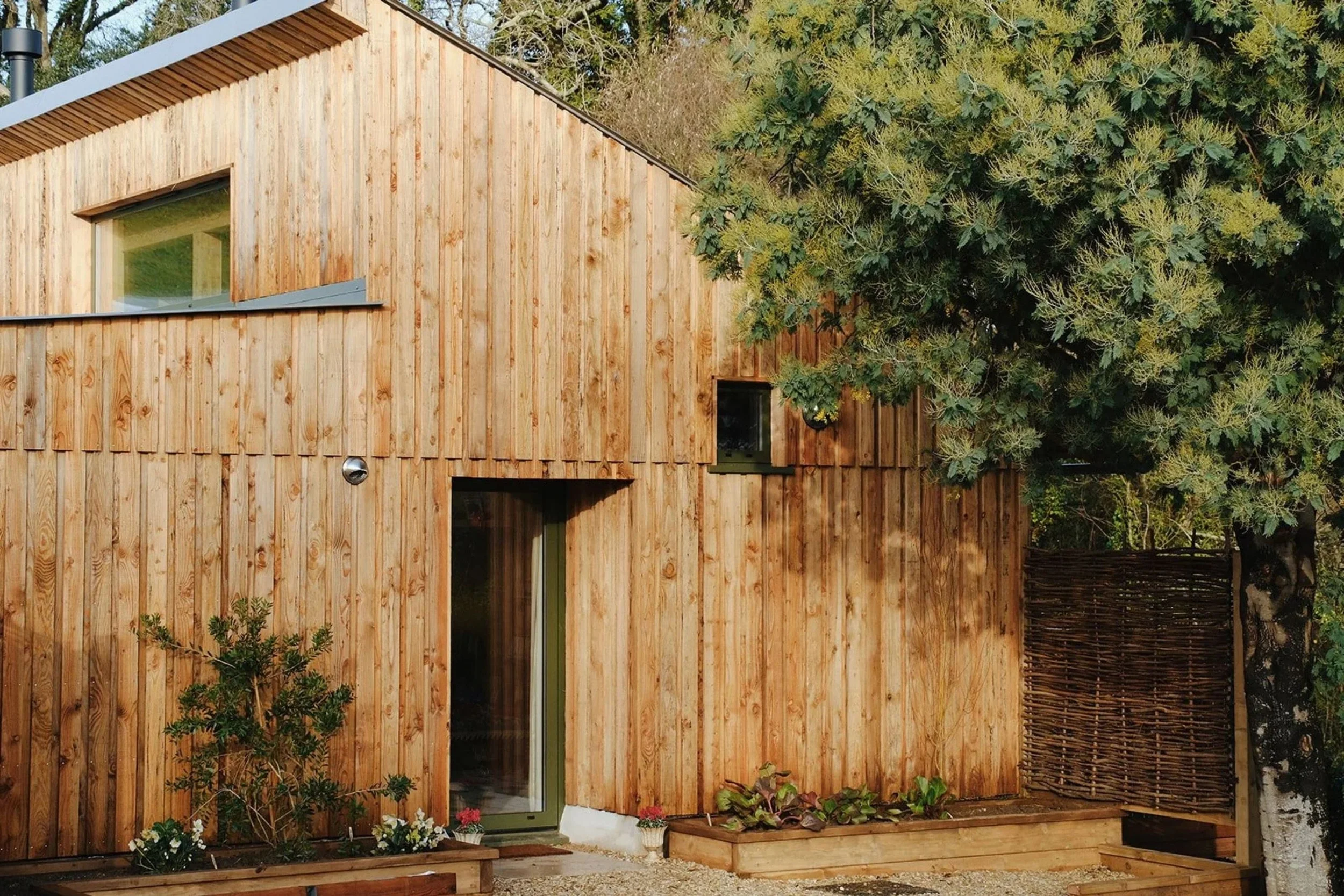 Crows-Nest-Facade-Hotel-Cabin-in-Devon-UK.jpg