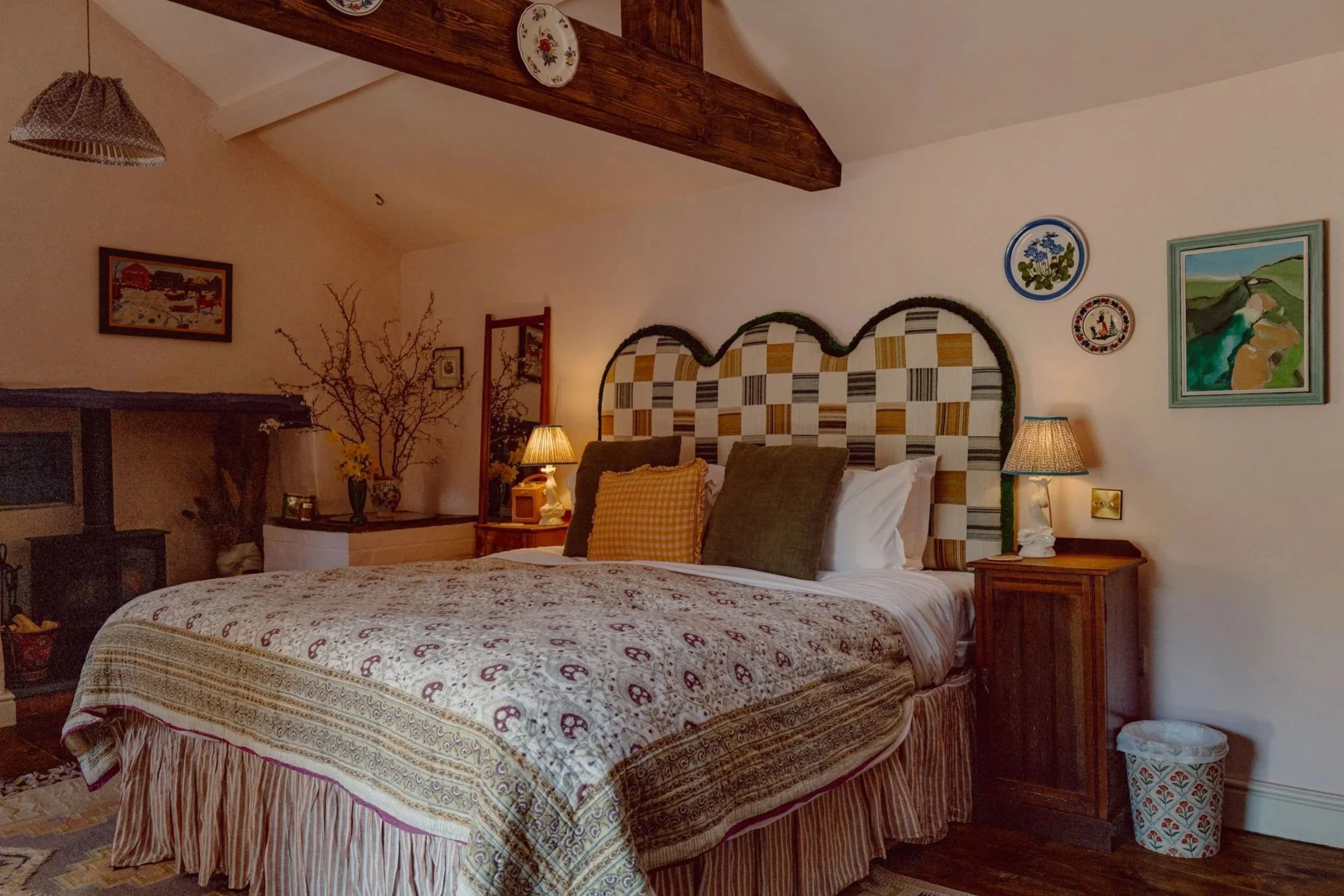 luxury-best-bed-and-breakfast-in-Devon-for-tourists.jpg