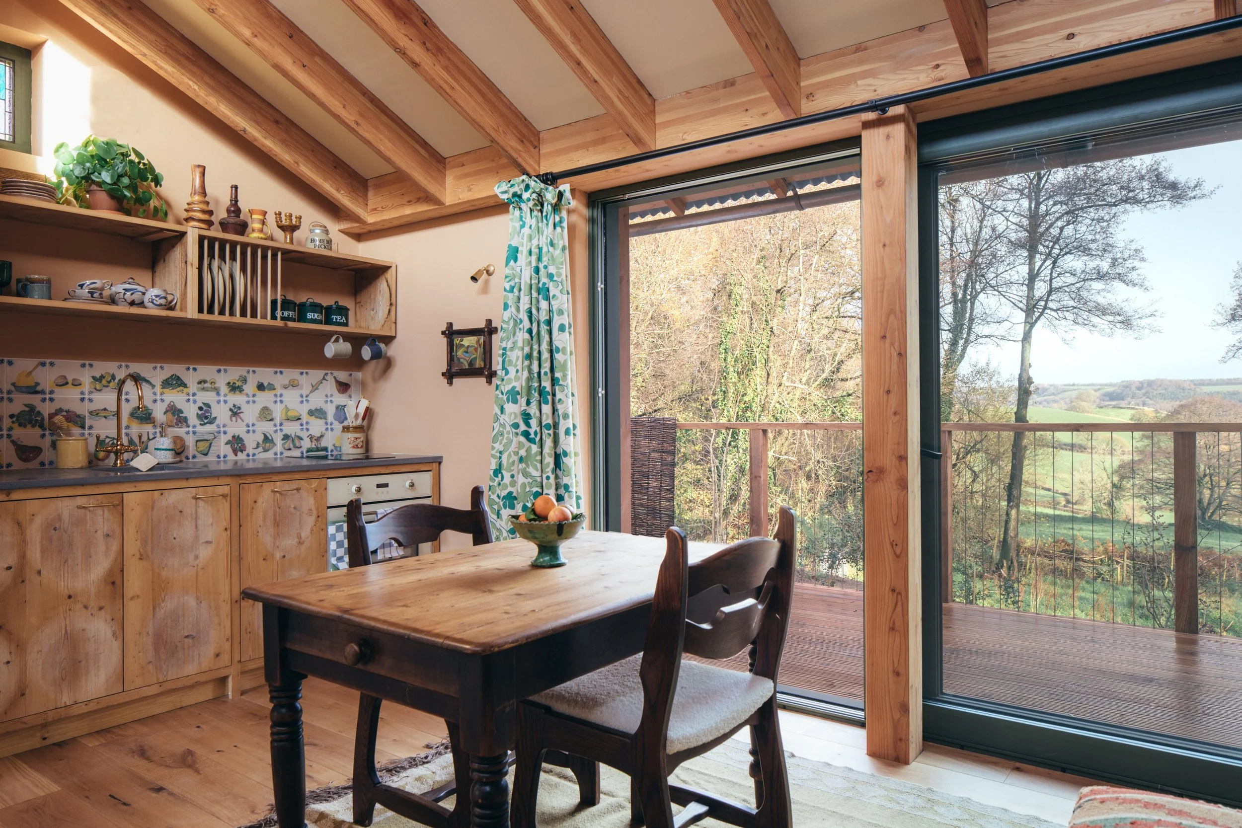 Glebe Cabins - Crows Nest & Sauna-31.jpg