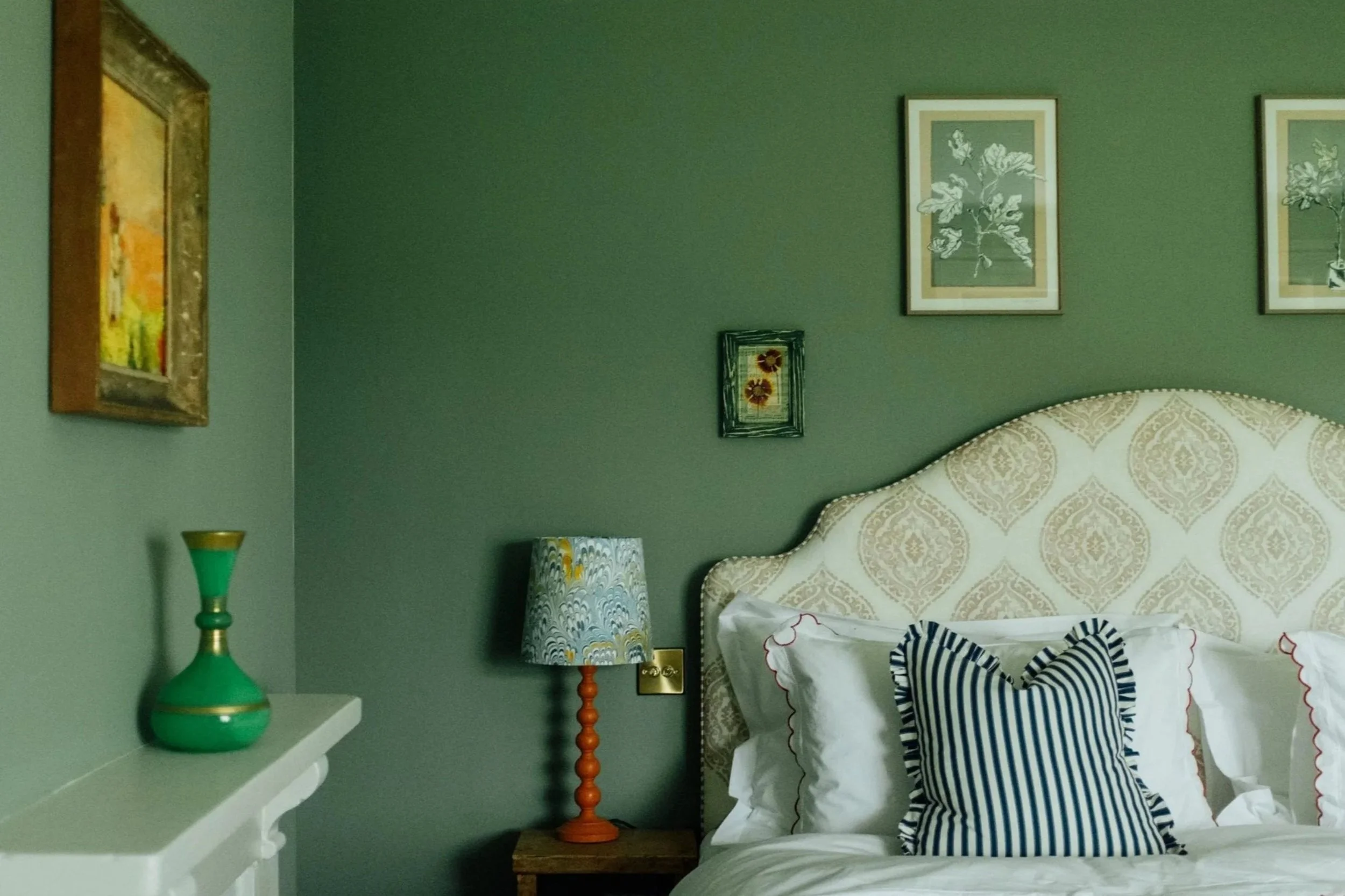 bed-and-breakfast-rooms-in-glebe-house-devon-pubs.jpg