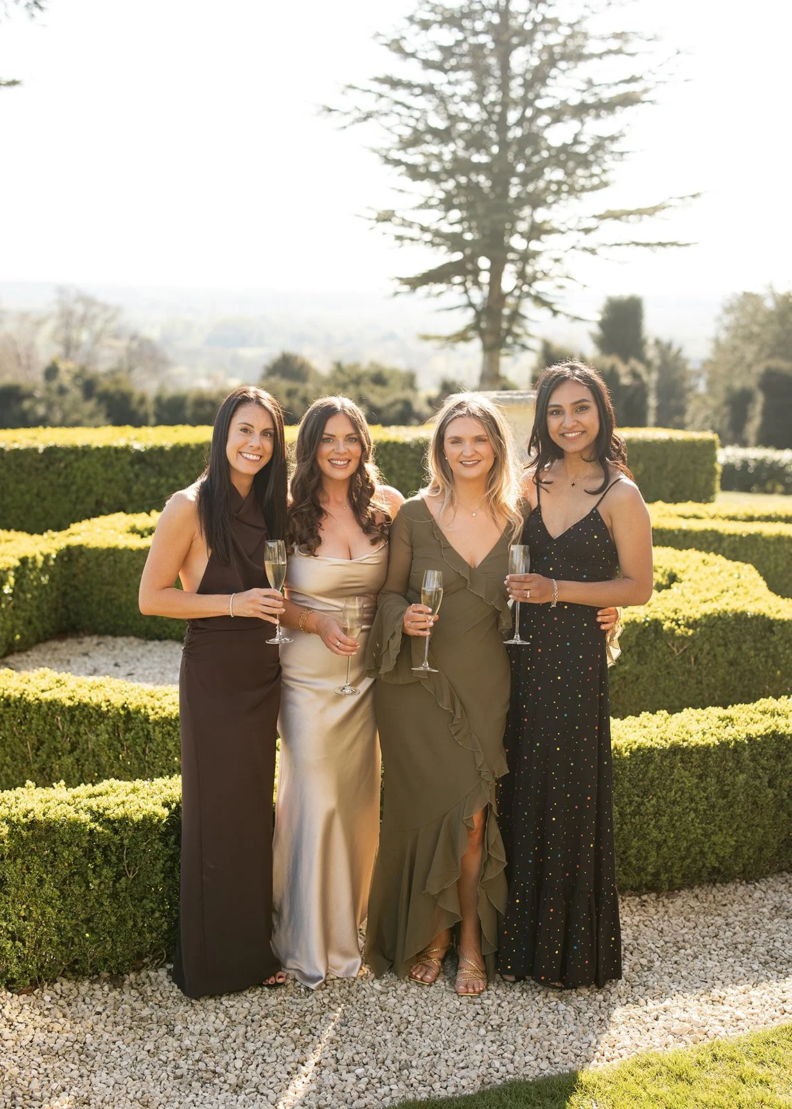 hedsor-house-wedding-Lottie Topping-editorial-documentary-wedding-photography26.JPG