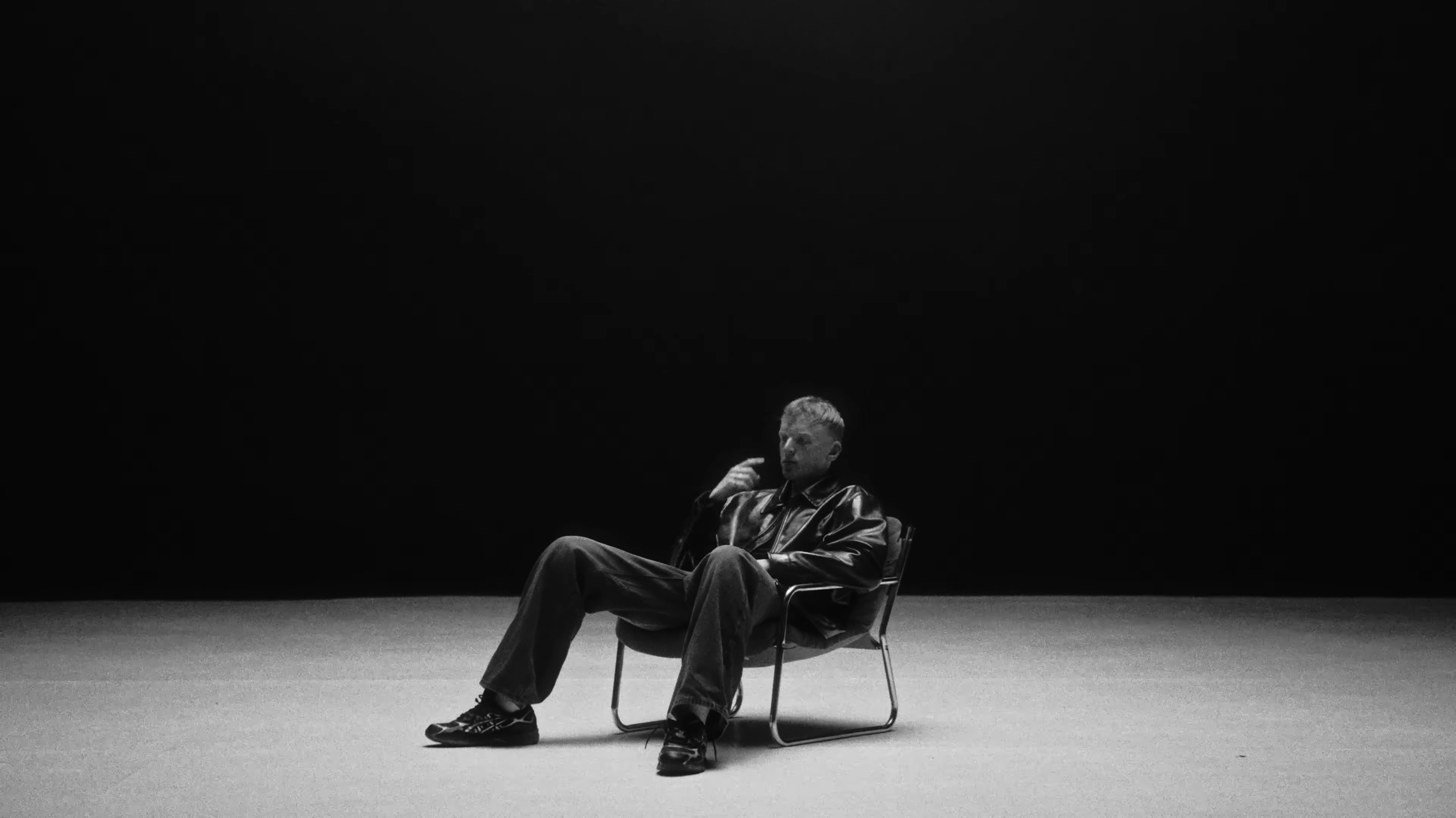 tooloudfortheroom - Pillen gegen die Traurigkeit 1-26 screenshot.png