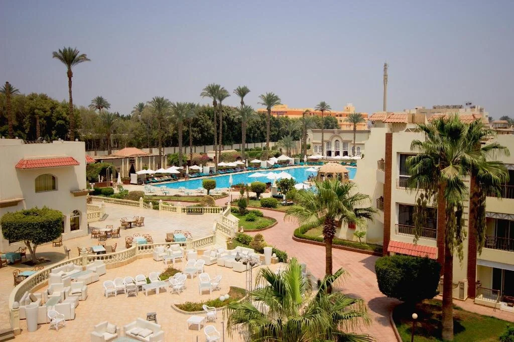 Cataract Pyramid Resort Cairo