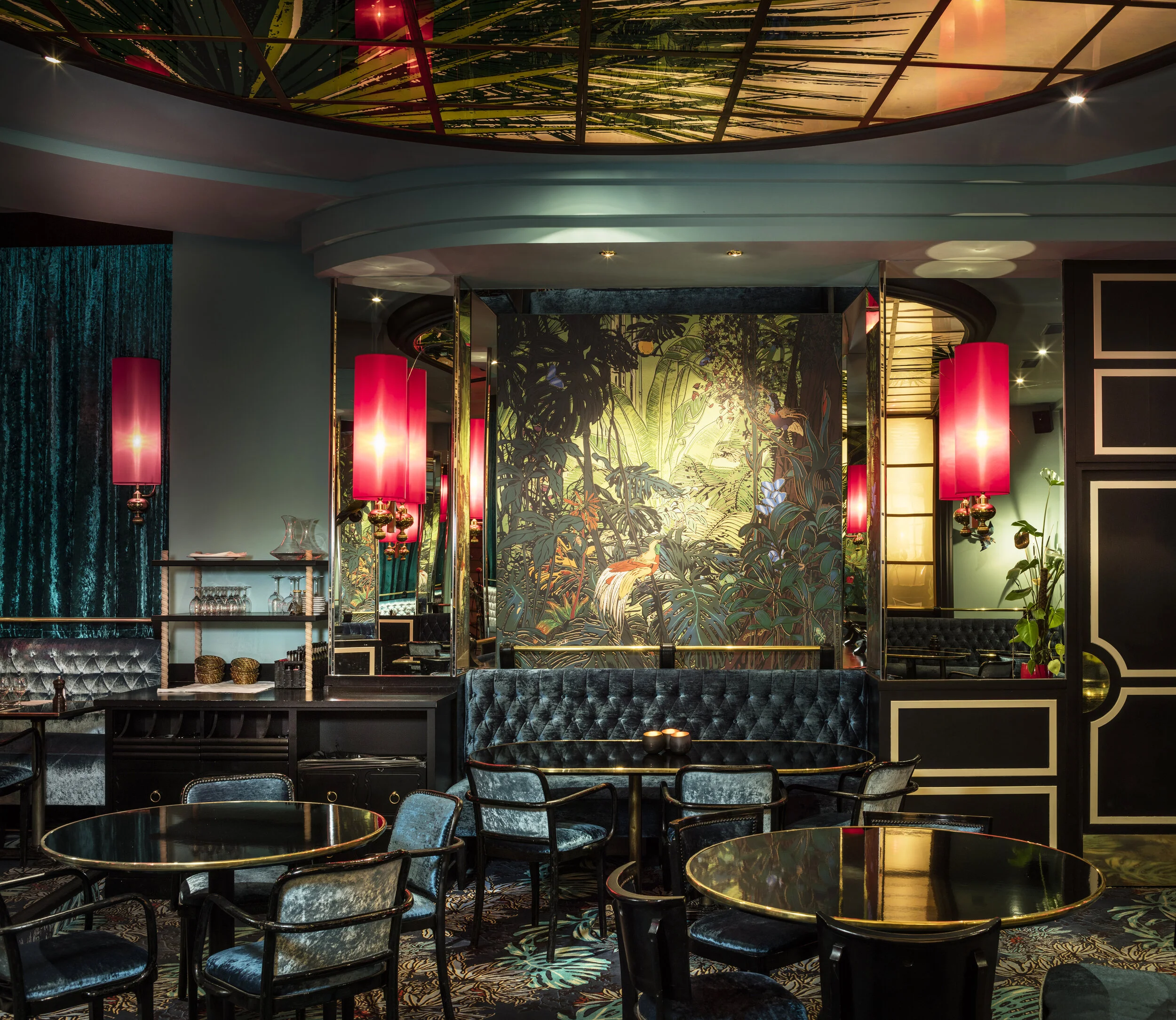 mac16021d0058-Panorama-2 low.jpg