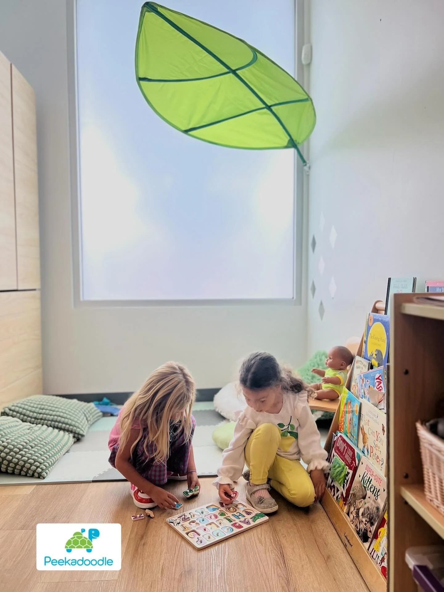 Peekadoodle Parents, did you know? Our extended care program is available for all students after morning classes! From playtime and creativity to socializing and relaxing, your child will have a blast in our indoor and outdoor spaces until 5:30 pm (5