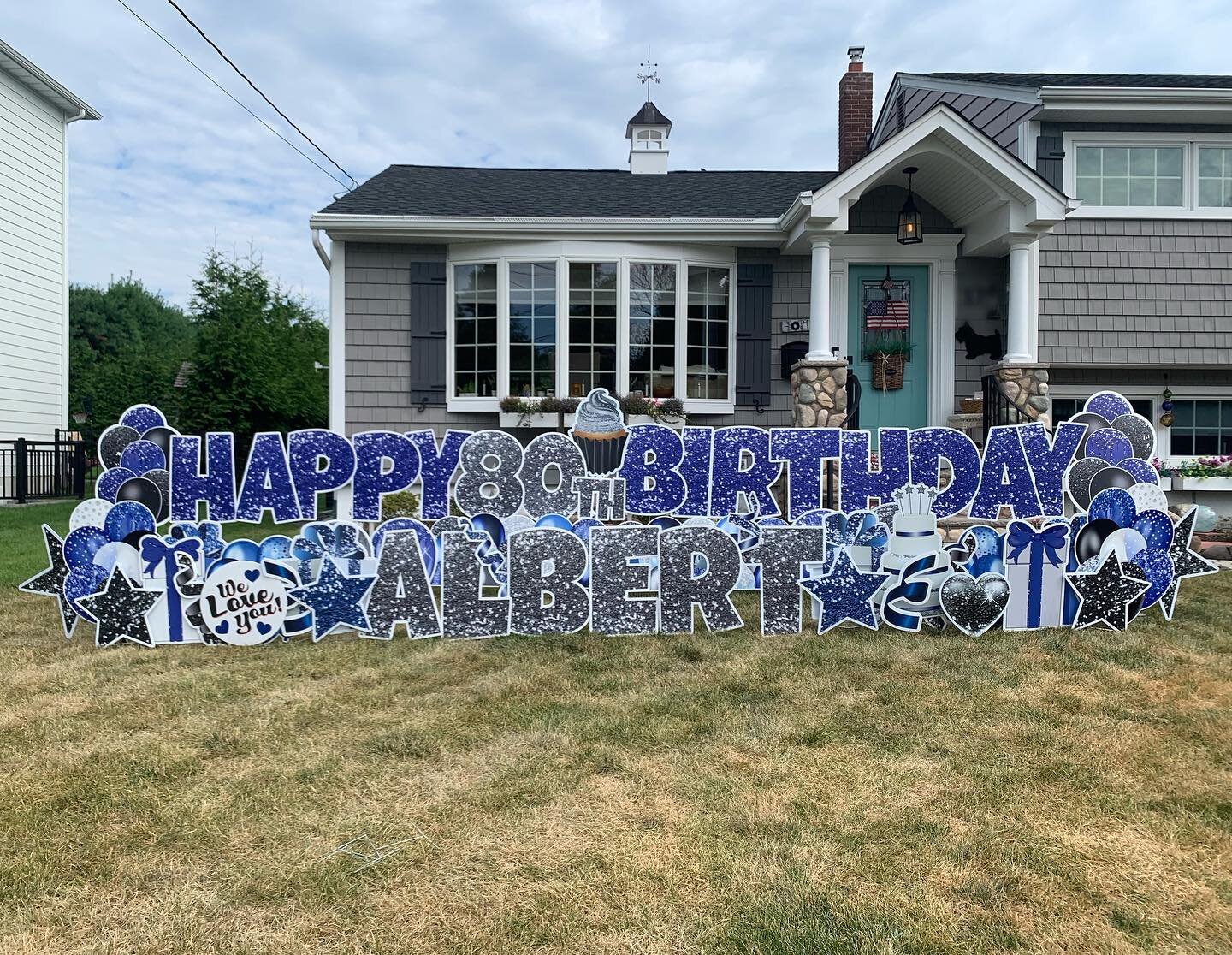 Wishing a very happy 80th to Albert! Loved helping you celebrate ! 💙🖤💙

📱Visit thesignsquadnj.com to reserve your date! 
.
.
.
.

#yardcards #happybirthday #birthdaydecoration #birthdaysurprise
#birthdaycelebrations
#birthdaygirl #birthdayboy #bi