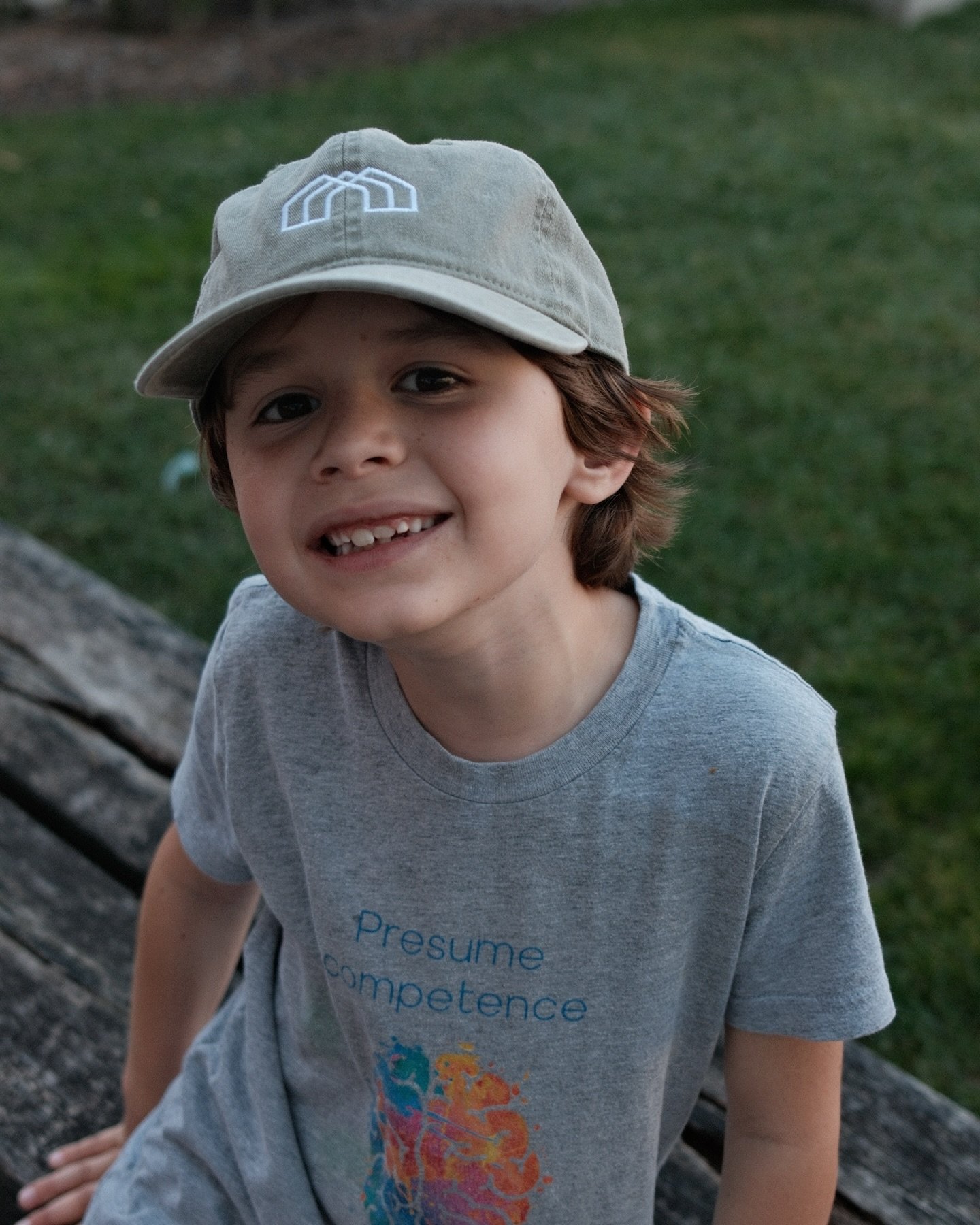 Cute new hat after a morning of exploring! #x100vi #samwisepannella #fujix100vi #groundsforsculpture
