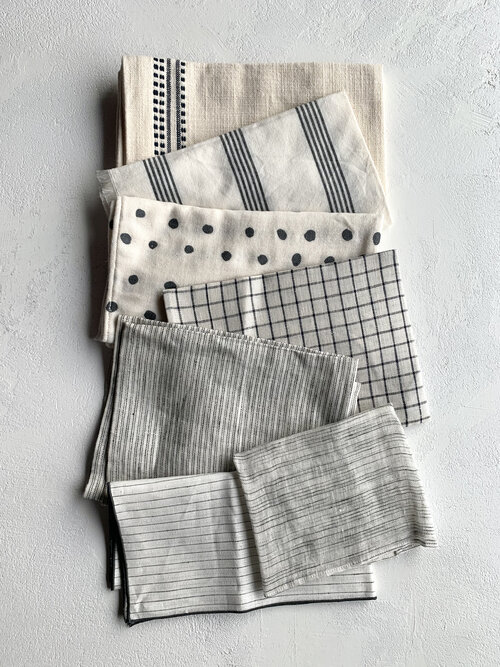 Set of 4 Black & White Gingham Patterned Rectangular Dish Towels