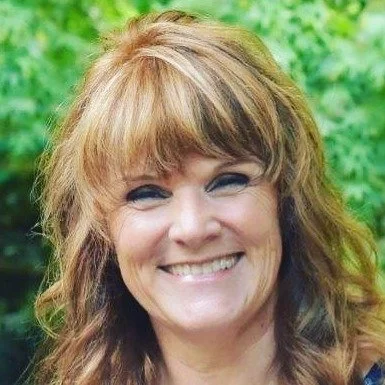 Darcel Moro, Community Engagement