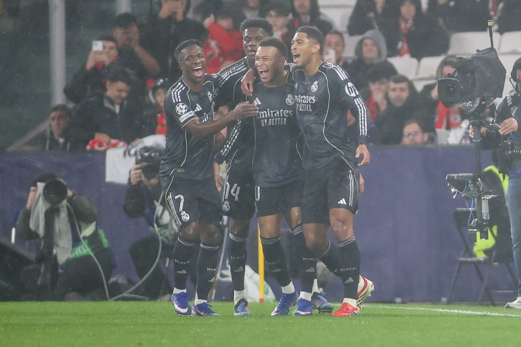 tobytandefoto_SL Benfica v Real Madrid C.F._236513t.jpg