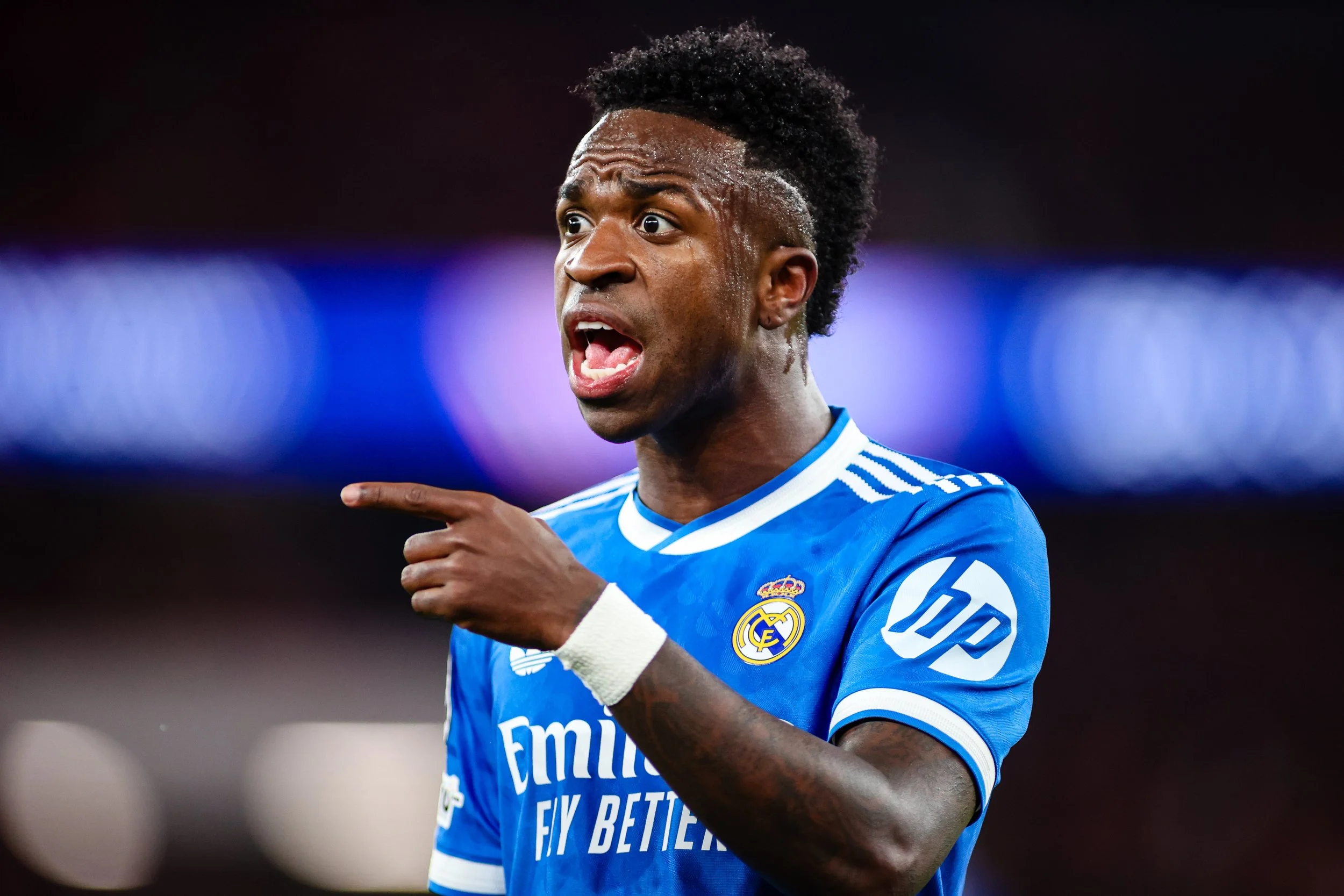 Through the Lens: Benfica vs Real Madrid in the Champions League