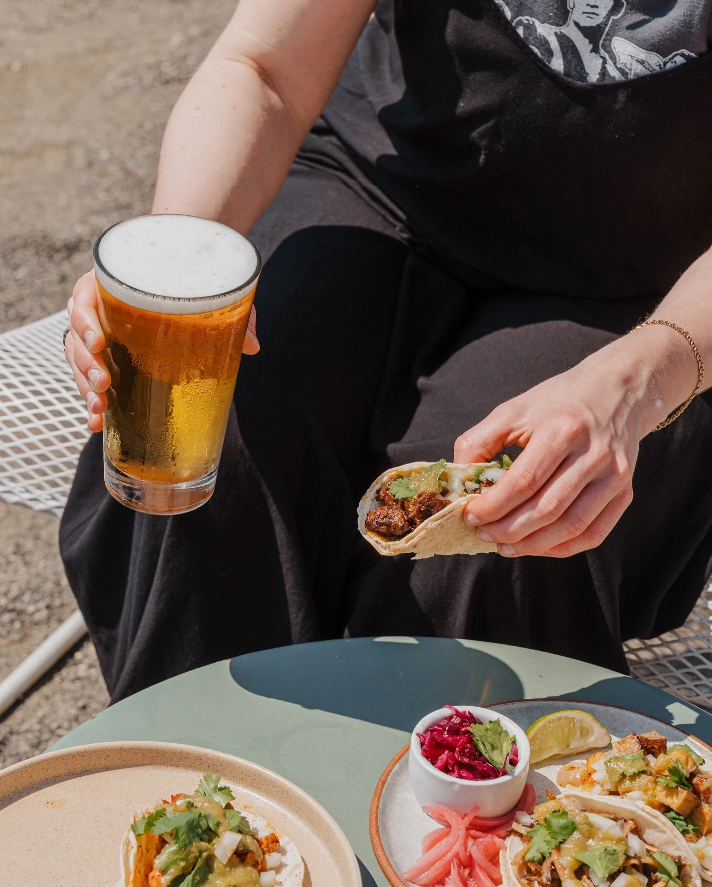 not to be dramatic, but this should change your weekday plans 🌮 happy hour tacos at Nana's Mystic ⭐️

everyday from 3-5pm 🍺 tacos + beer + wine deals make even the cloudiest monday feel a little brighter 🌤️