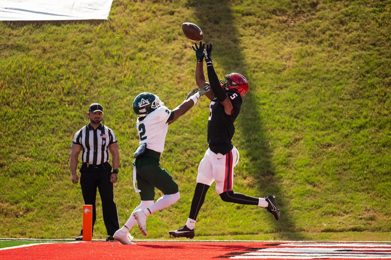 Upset 
@northgreenvilleuniversity @nguathletics @ngufootball 
#northgreenville #northgreenvilleuniversity 
#ngu #ngutrailblazers #blazeup #trailblazers  #theville #sports #sportsphotography #carolina #carolinaspots #action #actionshots #sony #sonyalp